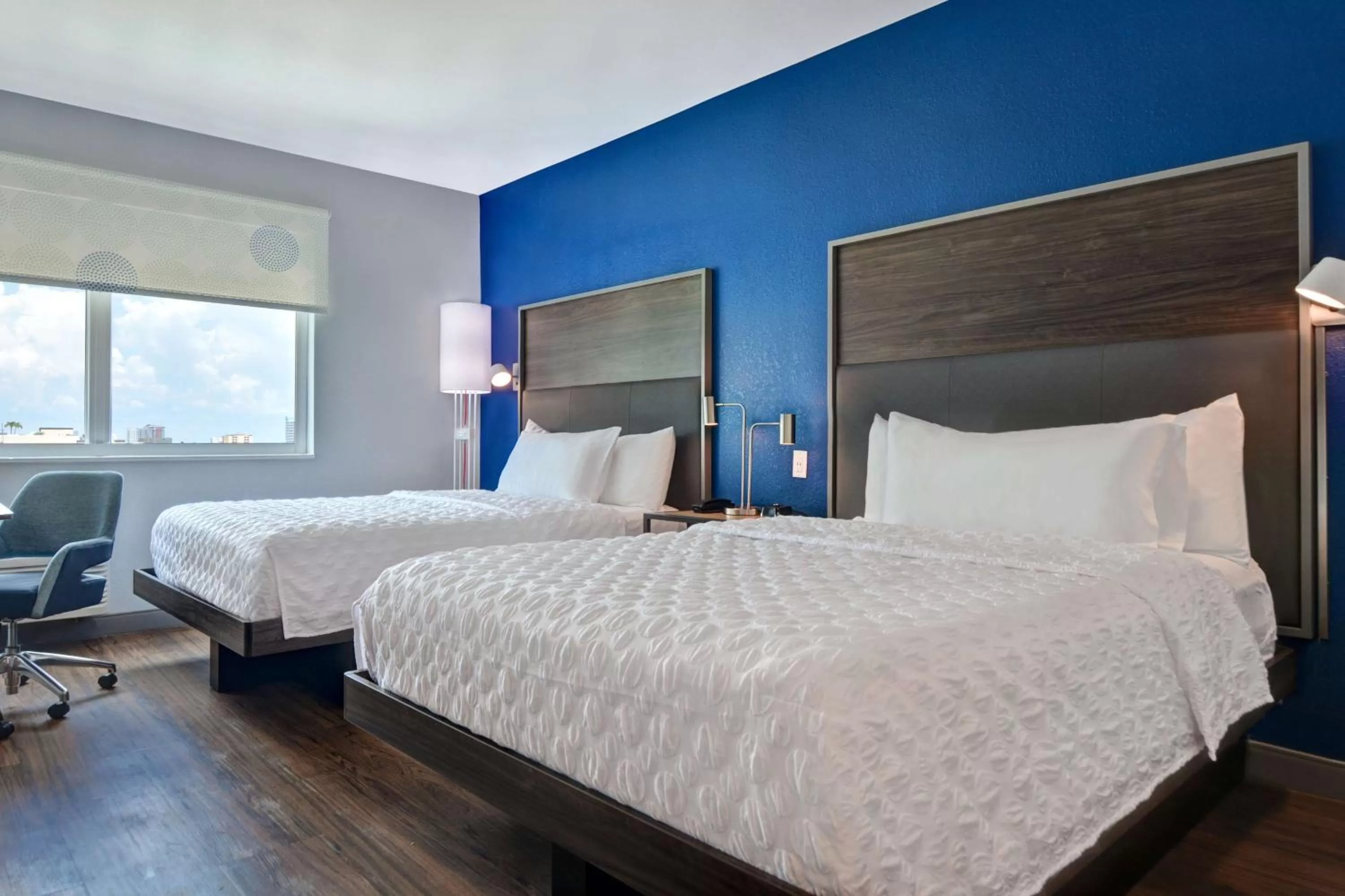 Bed in Tru By Hilton St. Petersburg Downtown Central Ave