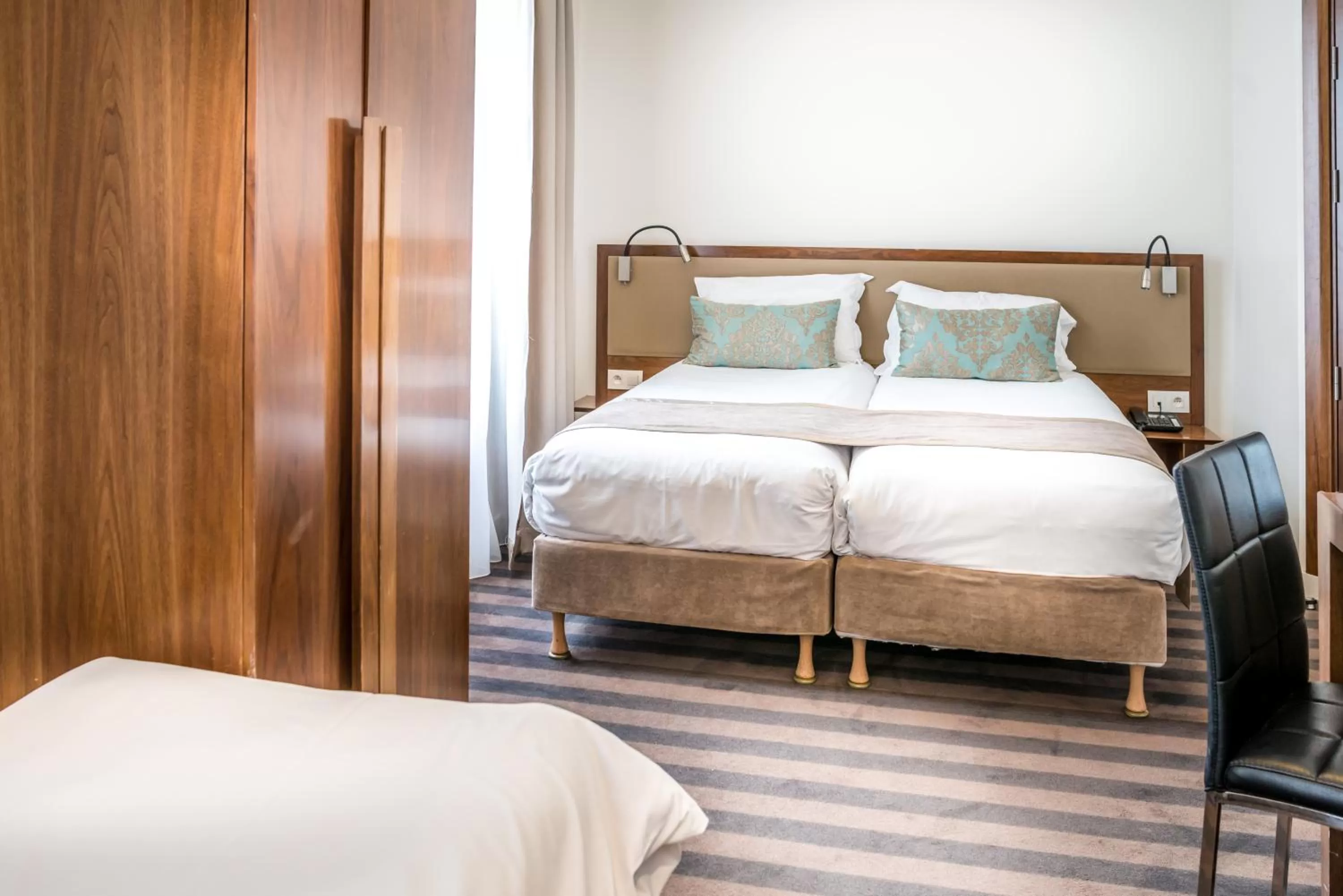 Bedroom, Bed in Art Hotel Eiffel