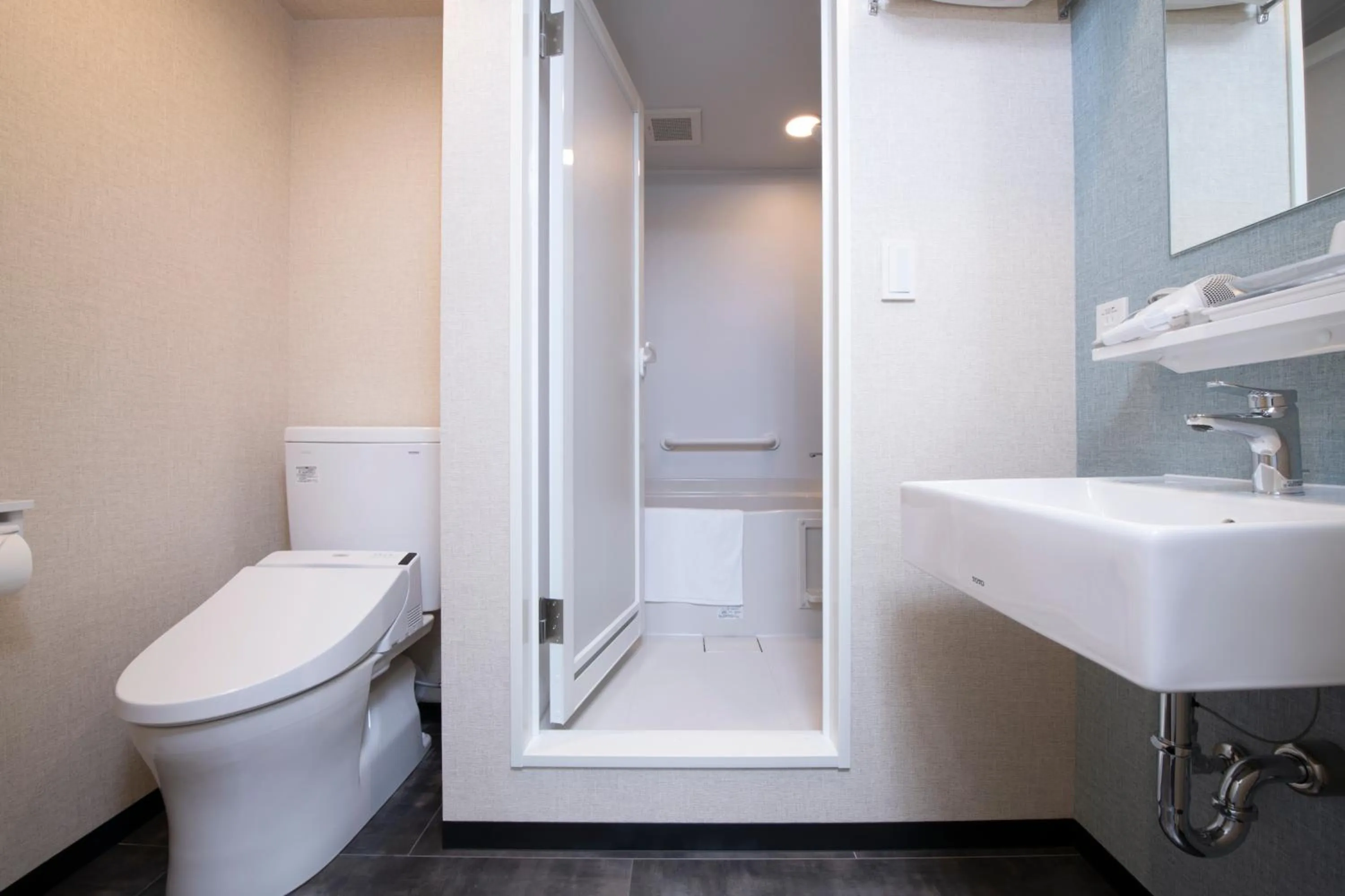 Bathroom in Henn na Hotel Tokyo Asakusabashi