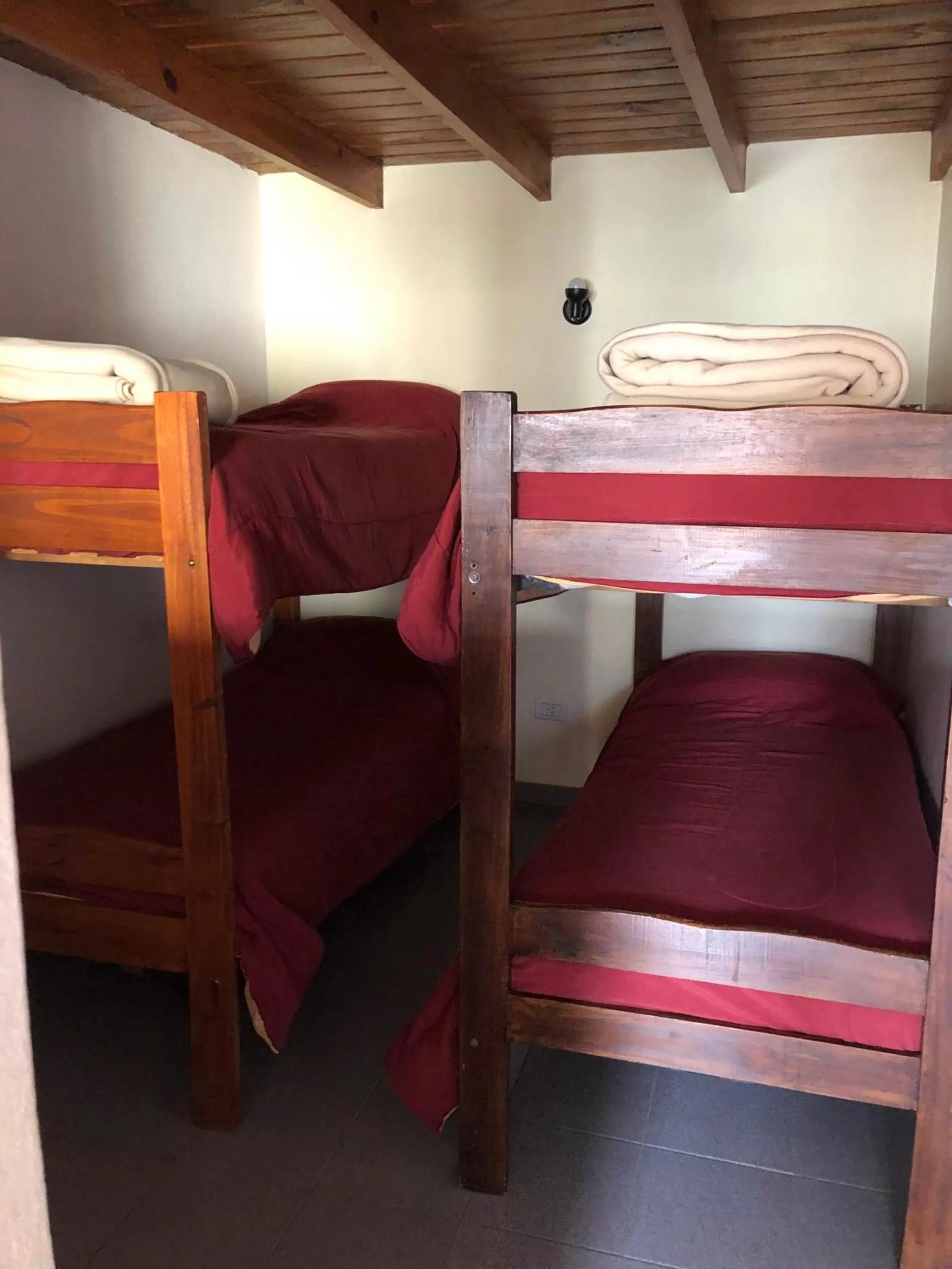 bunk bed, Bed in Apart Haiken