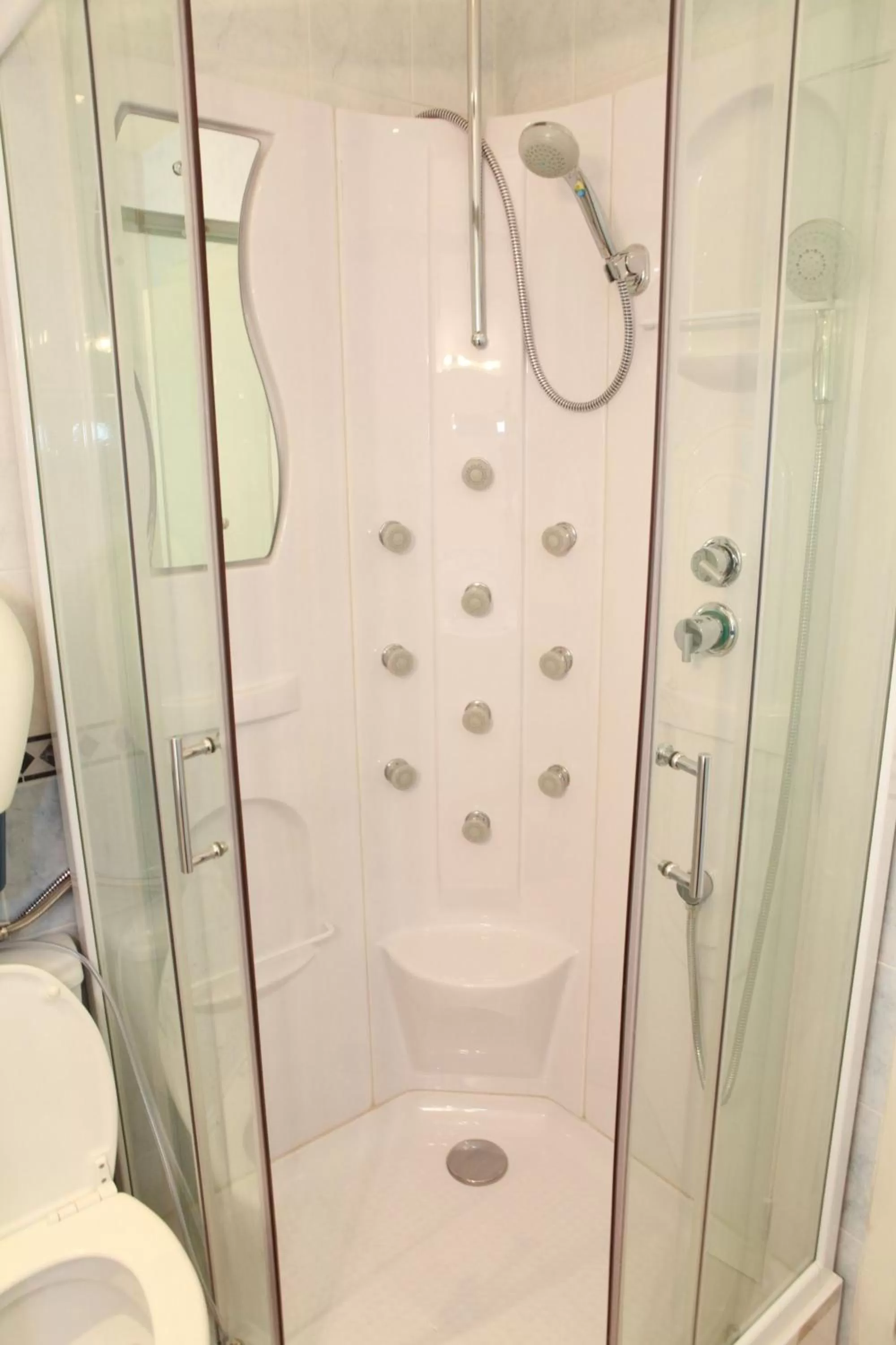 Shower in Residence la Fraisiere