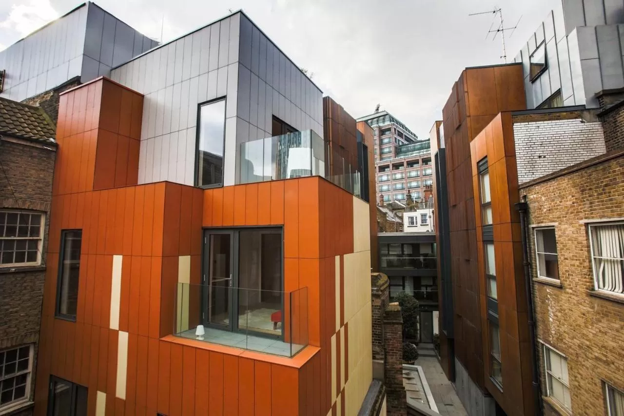 Facade/entrance in Room Home Stay