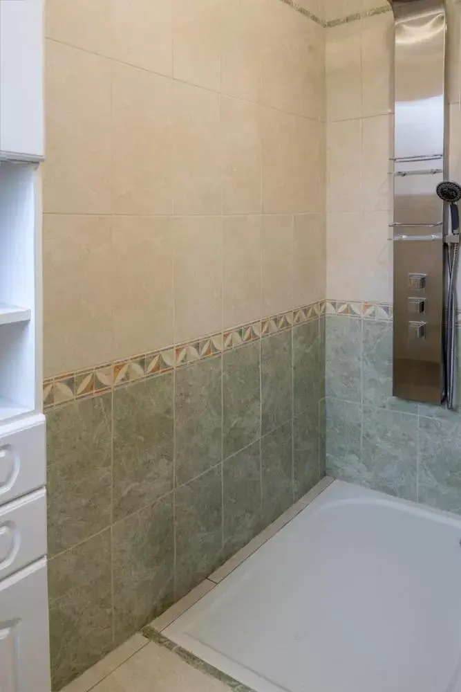 Double or Twin Room in chambres d hotes les papillons Double or Twin Room in chambres d hotes les papillons