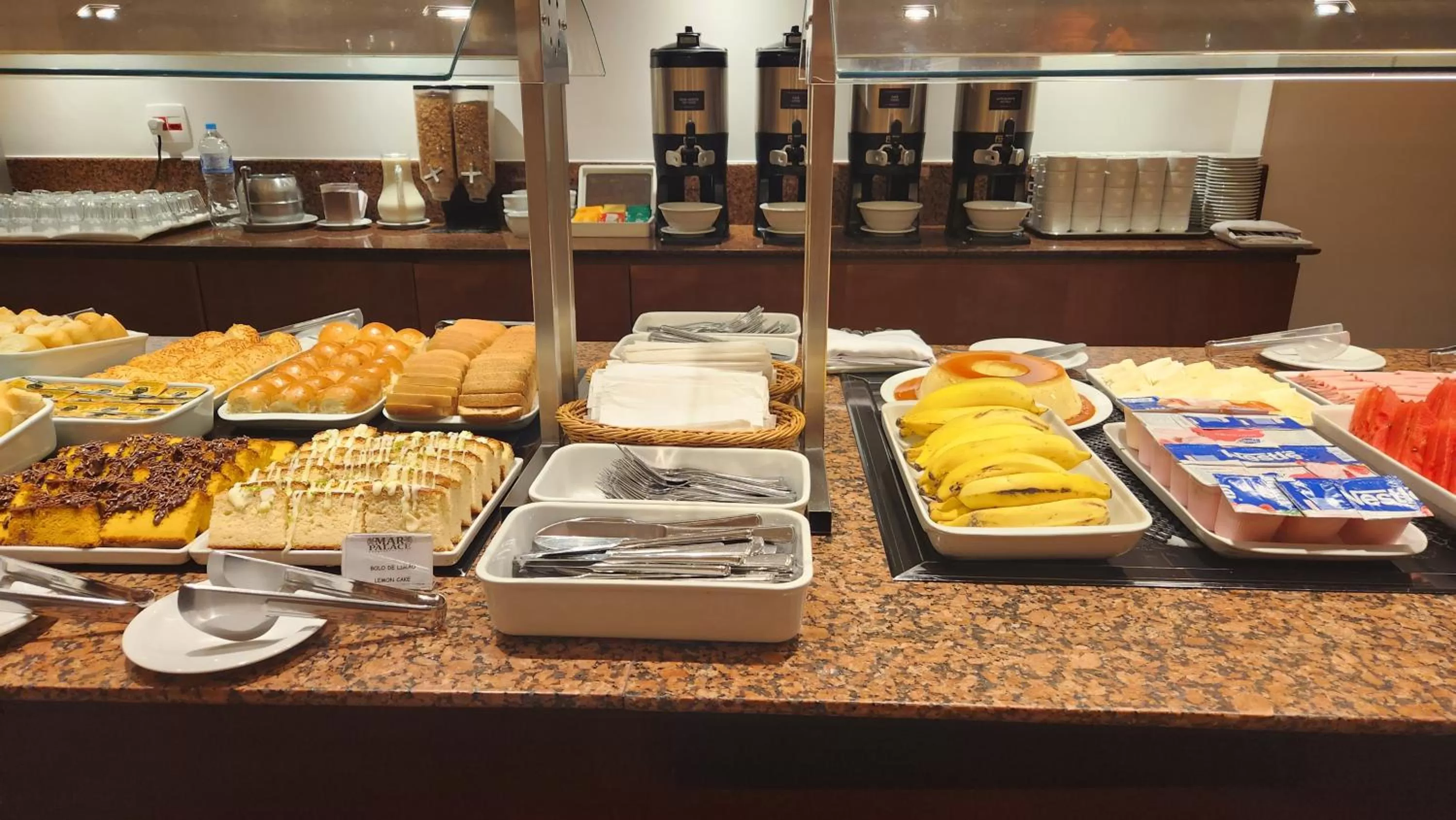 Breakfast in Mar Palace Copacabana Hotel