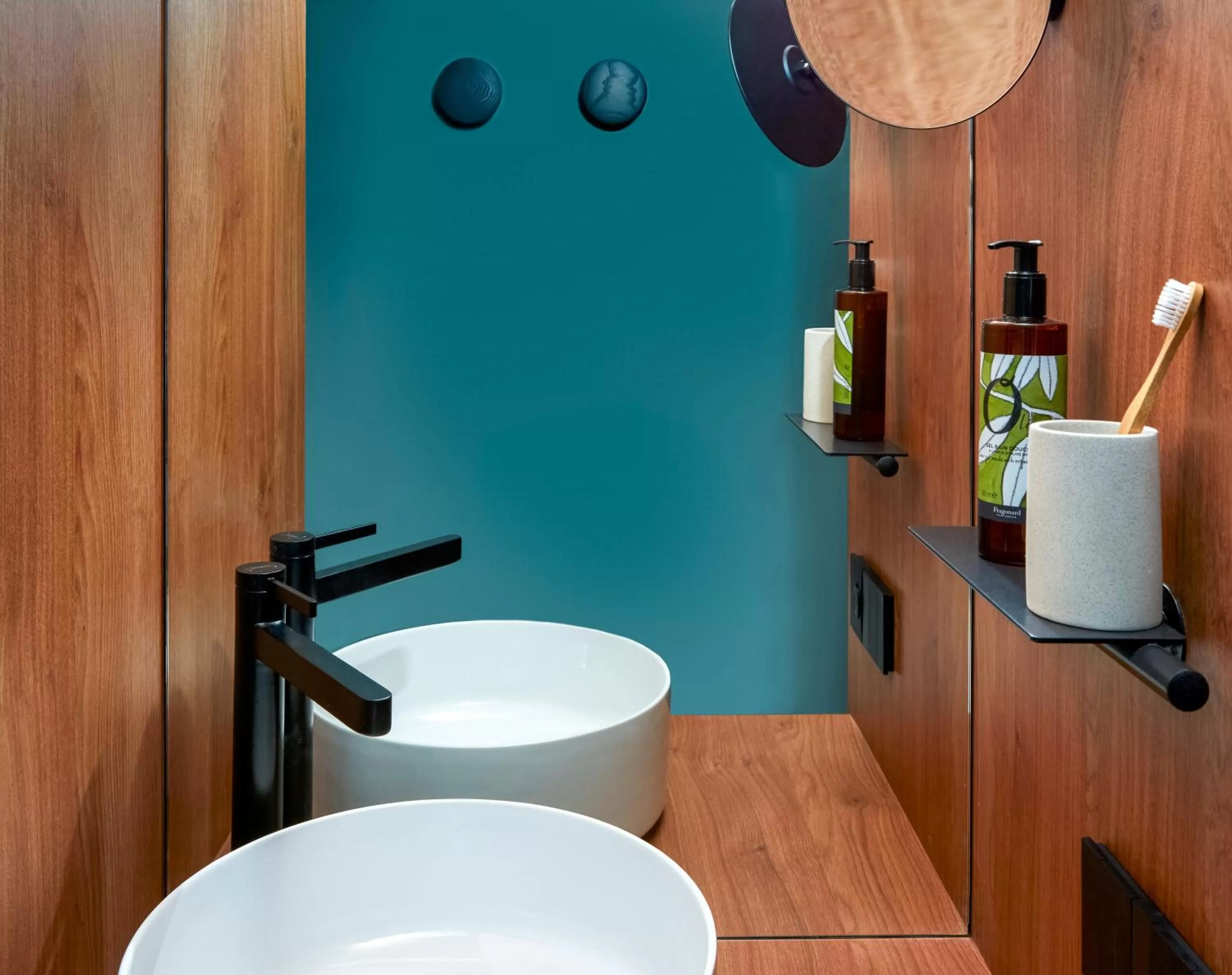 Bathroom in Aparthotel Adagio Paris Bercy Village