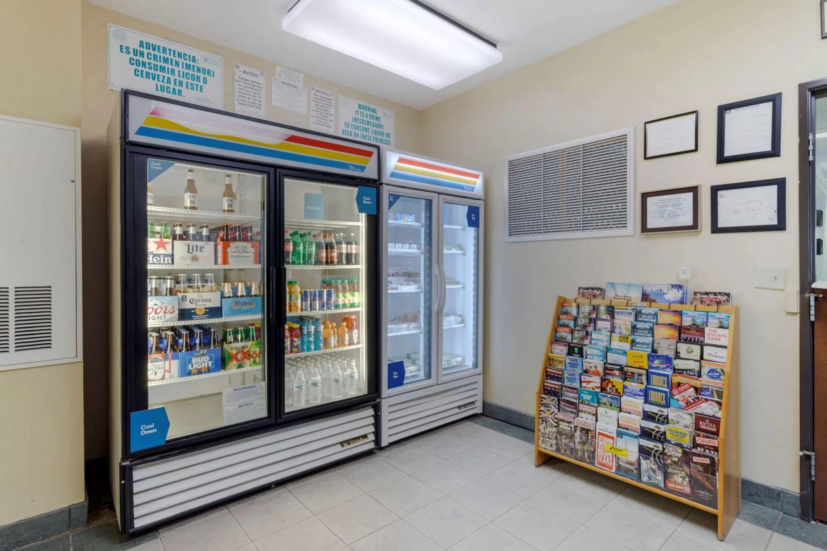 On-site shops in Comfort Suites La Porte - Baytown