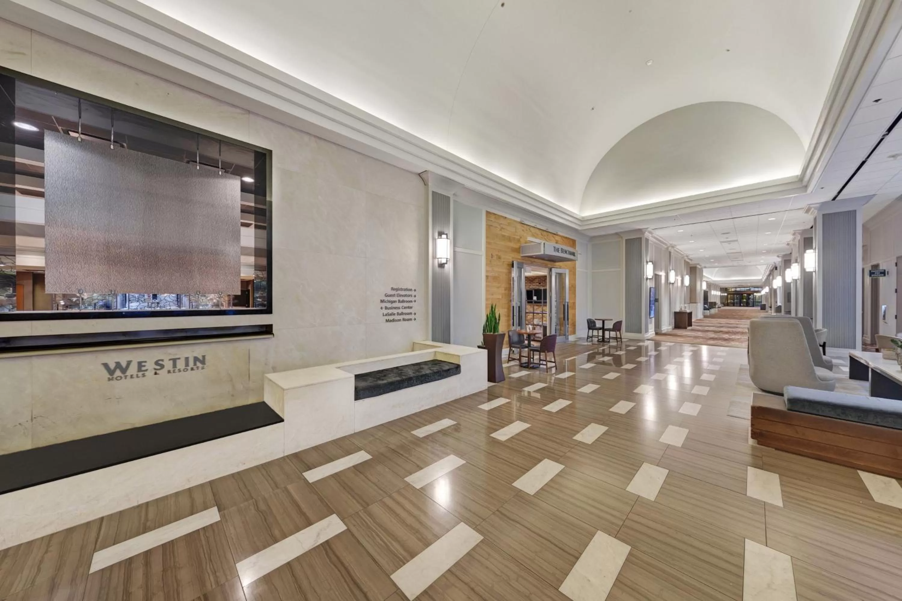 Lobby or reception in The Westin O'Hare