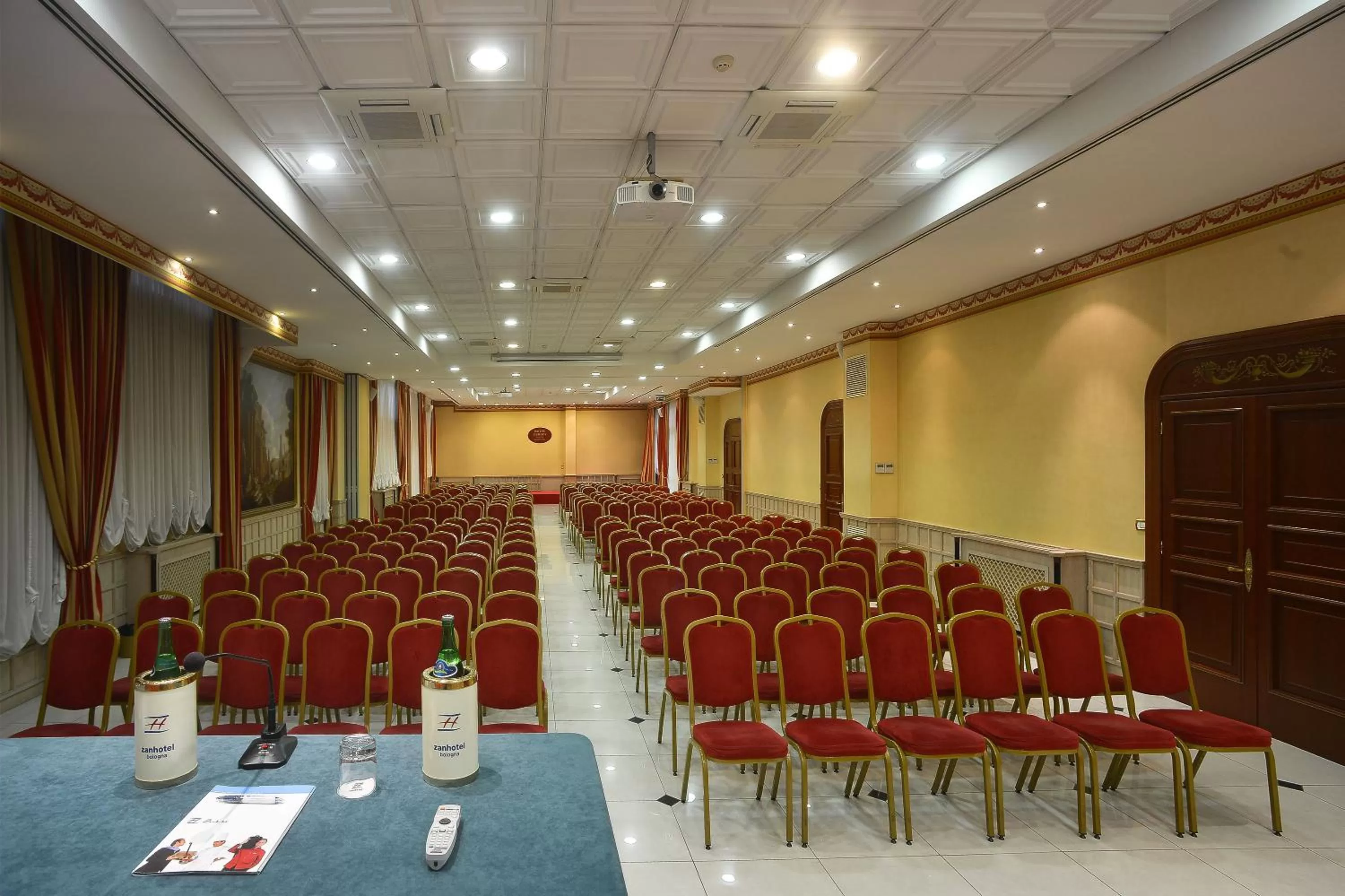 Business facilities in Zanhotel Europa