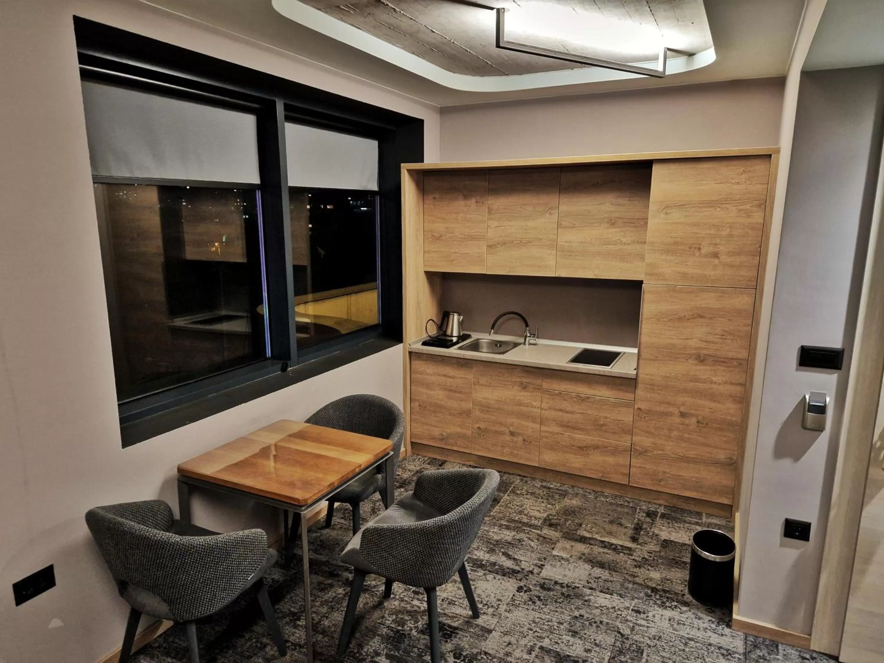 kitchen in Hotel City Code