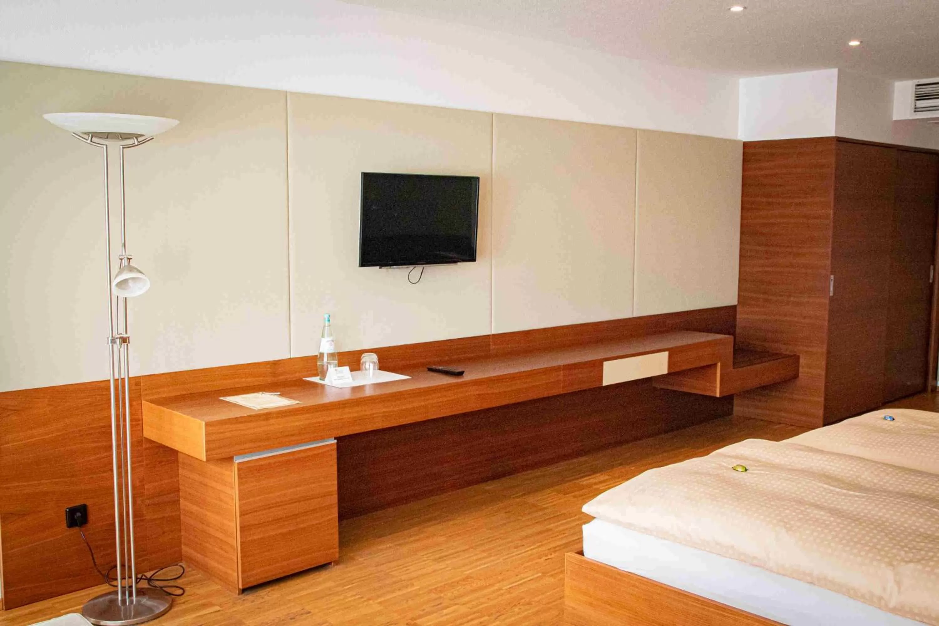 Bed in Gästehaus an der Oase