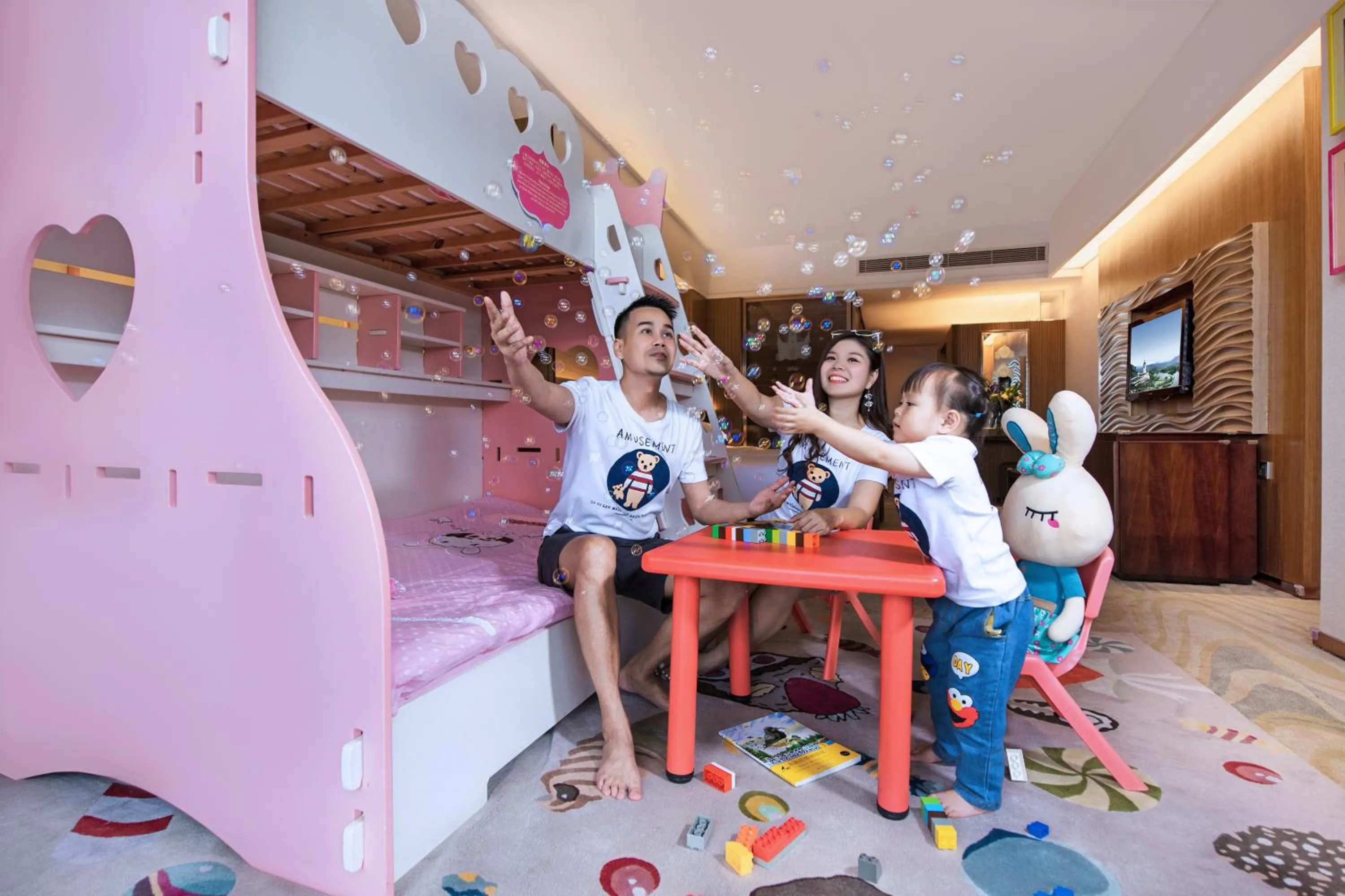 children in Mission Hills Hotel Resorts Dongguan