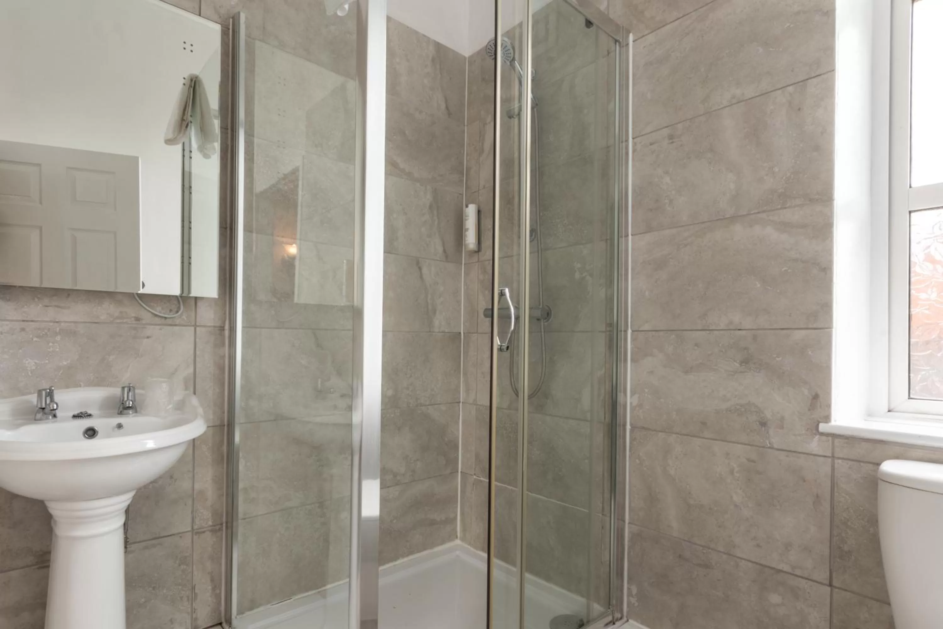 Bathroom in Plough Hotel