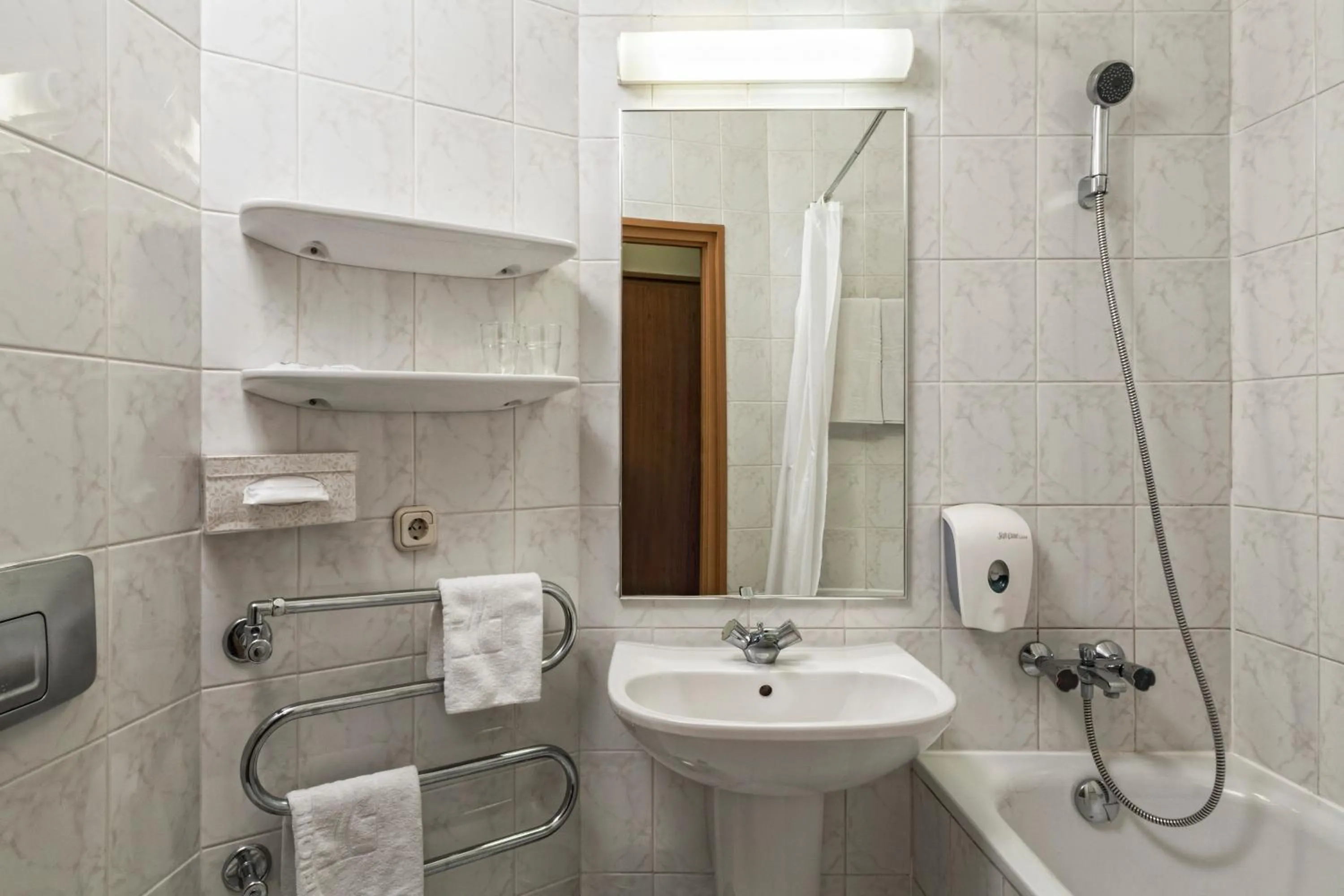 Bathroom in Hotel Budapest