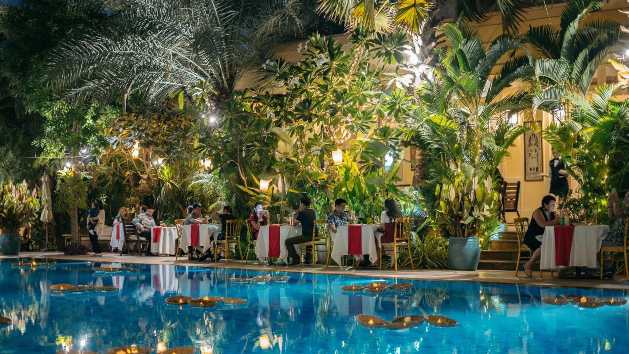 Swimming pool in Palace Gate Hotel & Resort by EHM