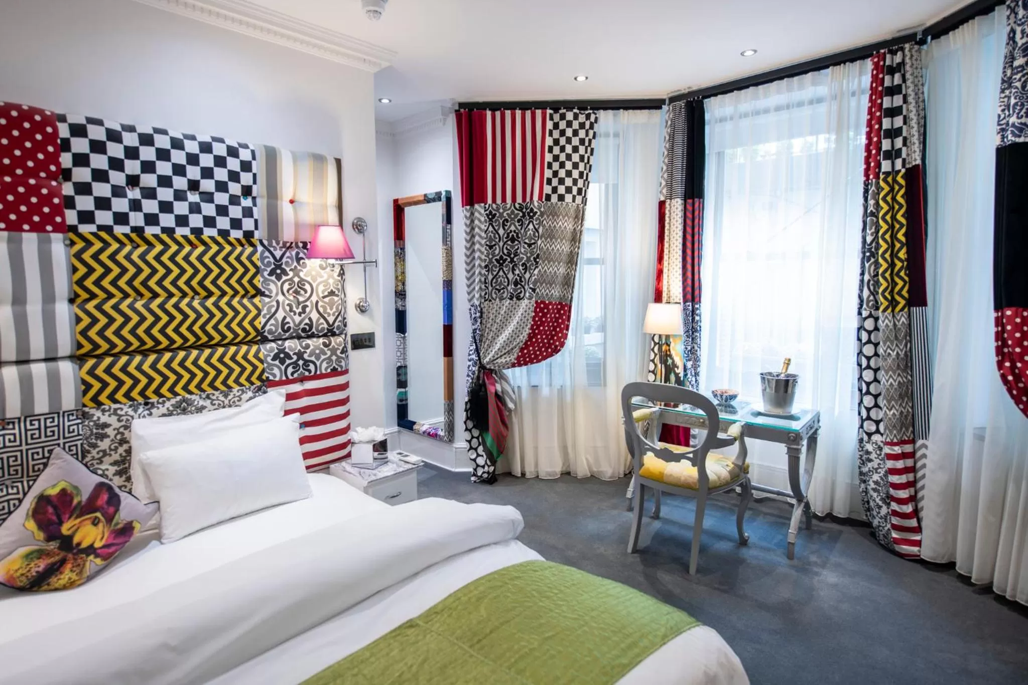 Bedroom, Bed in The Exhibitionist Hotel