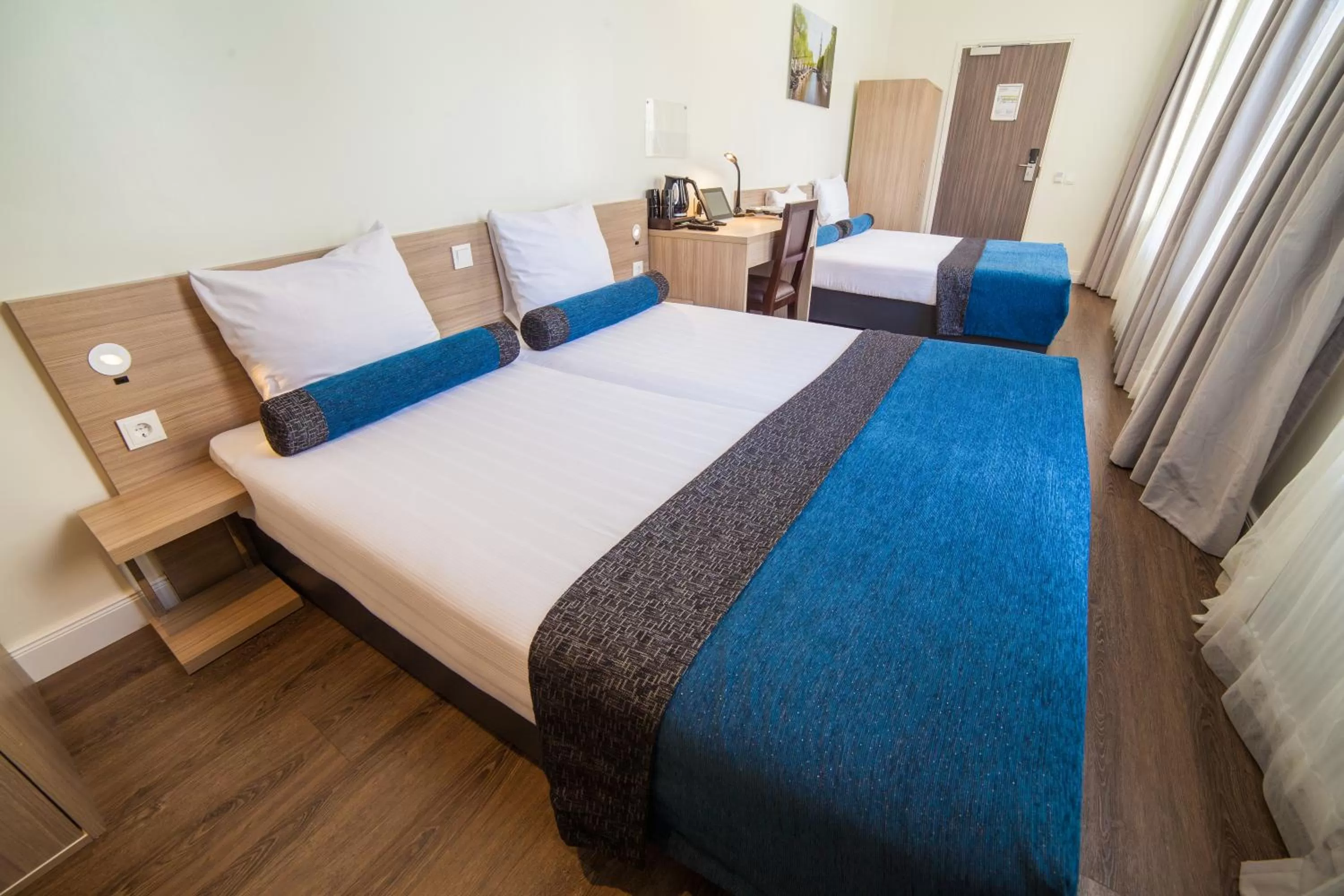 Photo of the whole room, Bed in Hotel Library Amsterdam