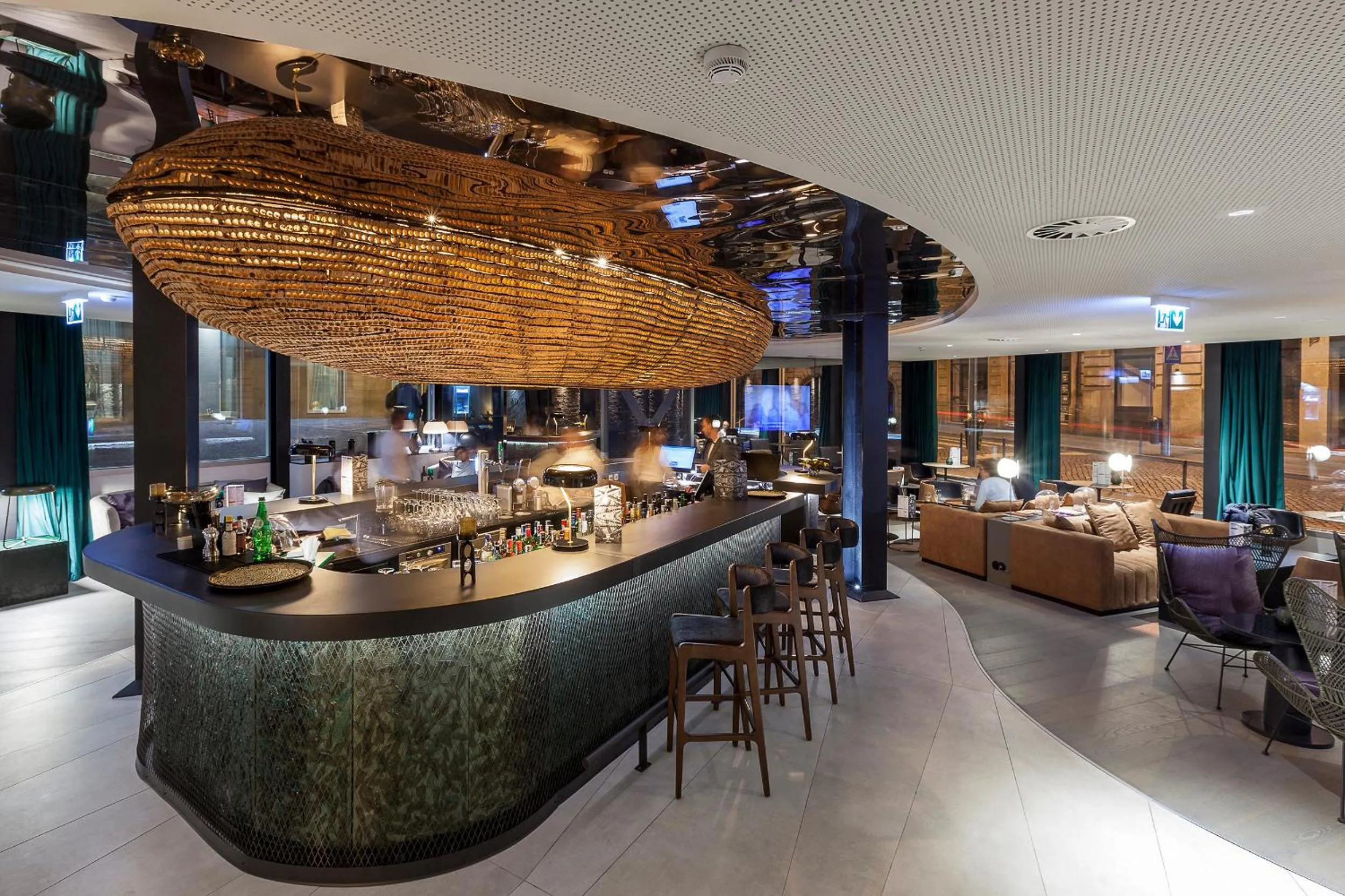 Lounge or bar in Porto Royal Bridges Hotel