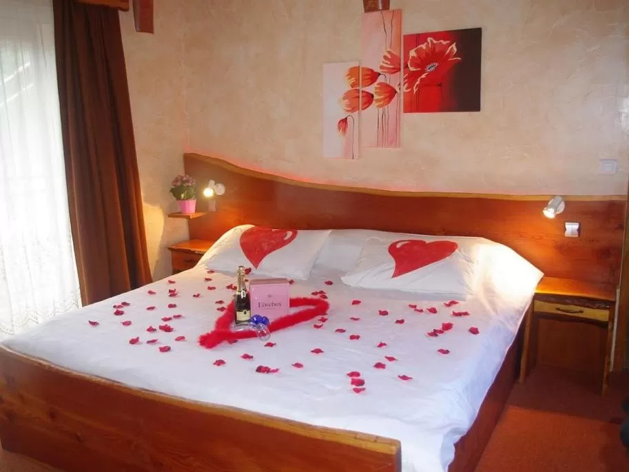 Comfort Quadruple Room in Les Chambres d'Hotes au Bois Fleuri