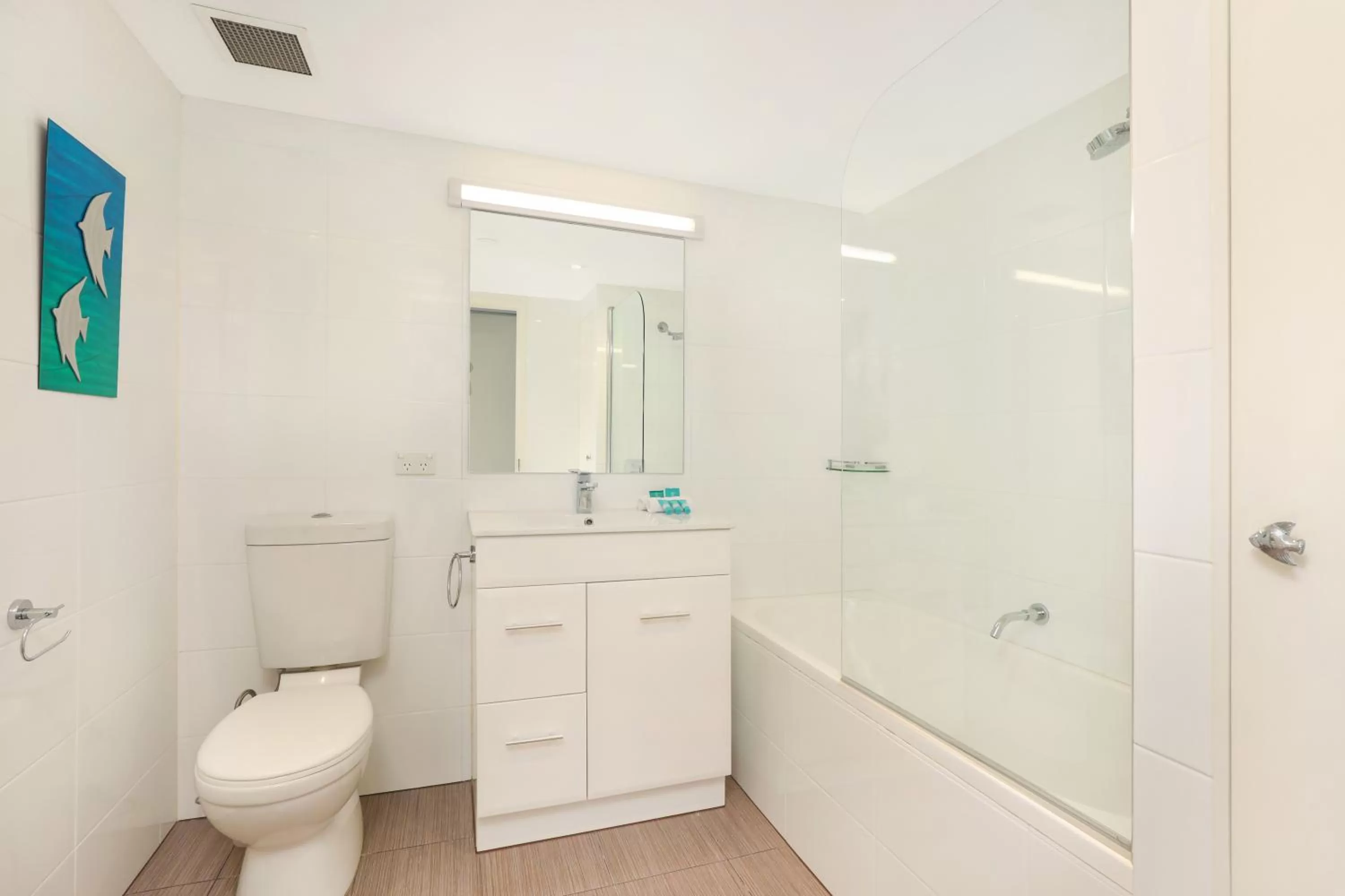 Bathroom in ULTIQA Points North