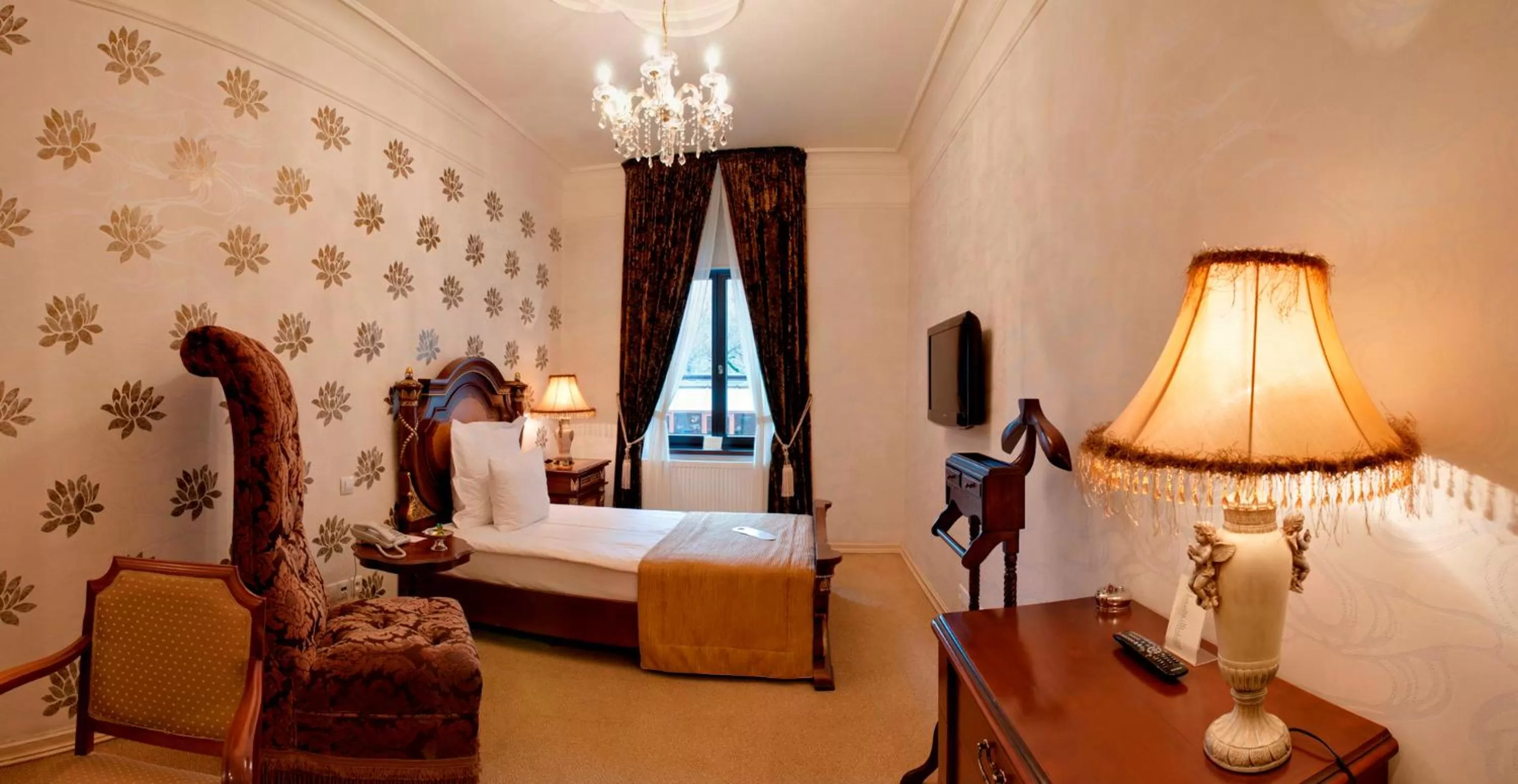 Bed in Bohema Boutique Hotel & Spa