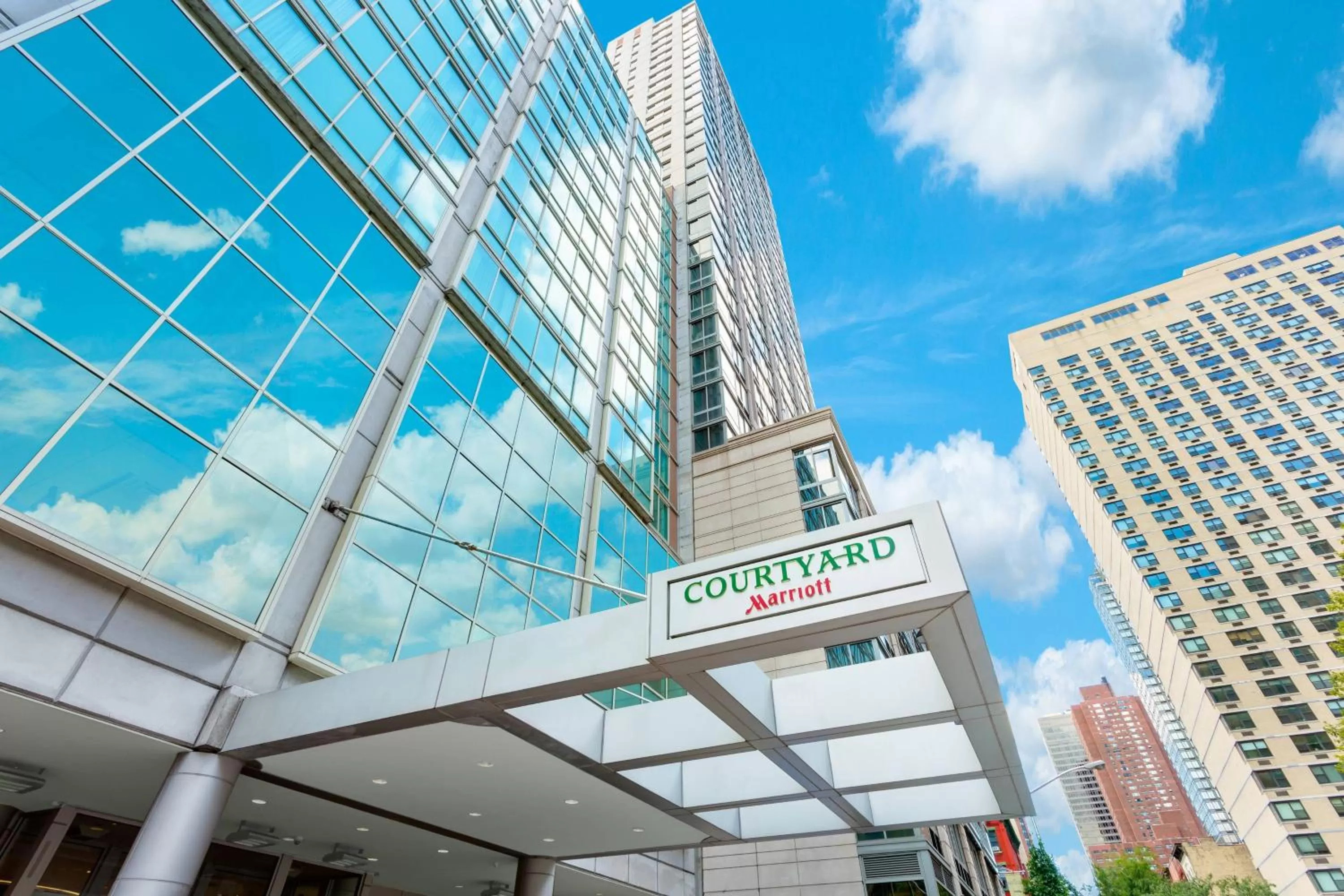 Property building in Courtyard by Marriott New York Manhattan Upper East Side