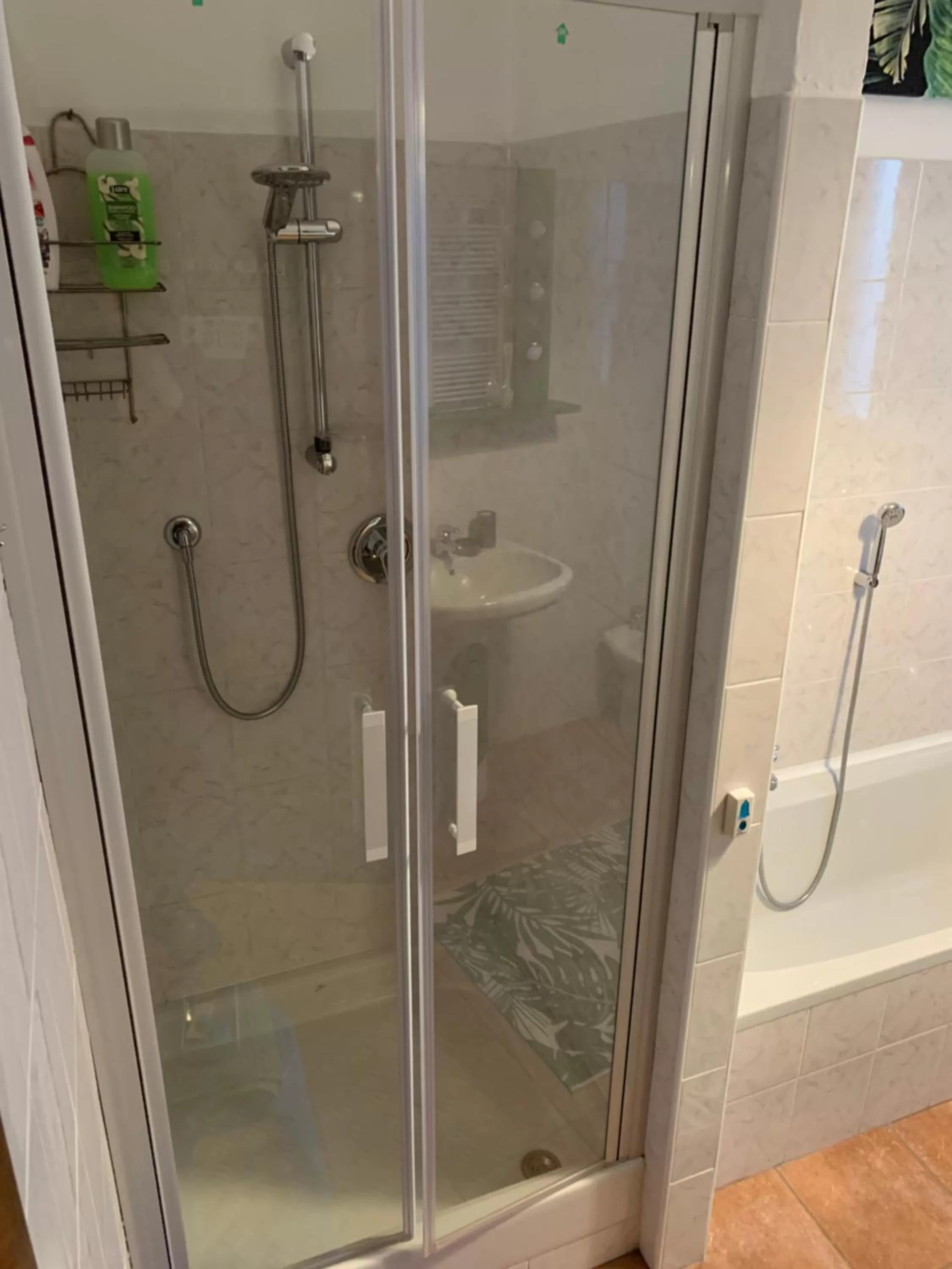 Shower in B&BMagicHouse