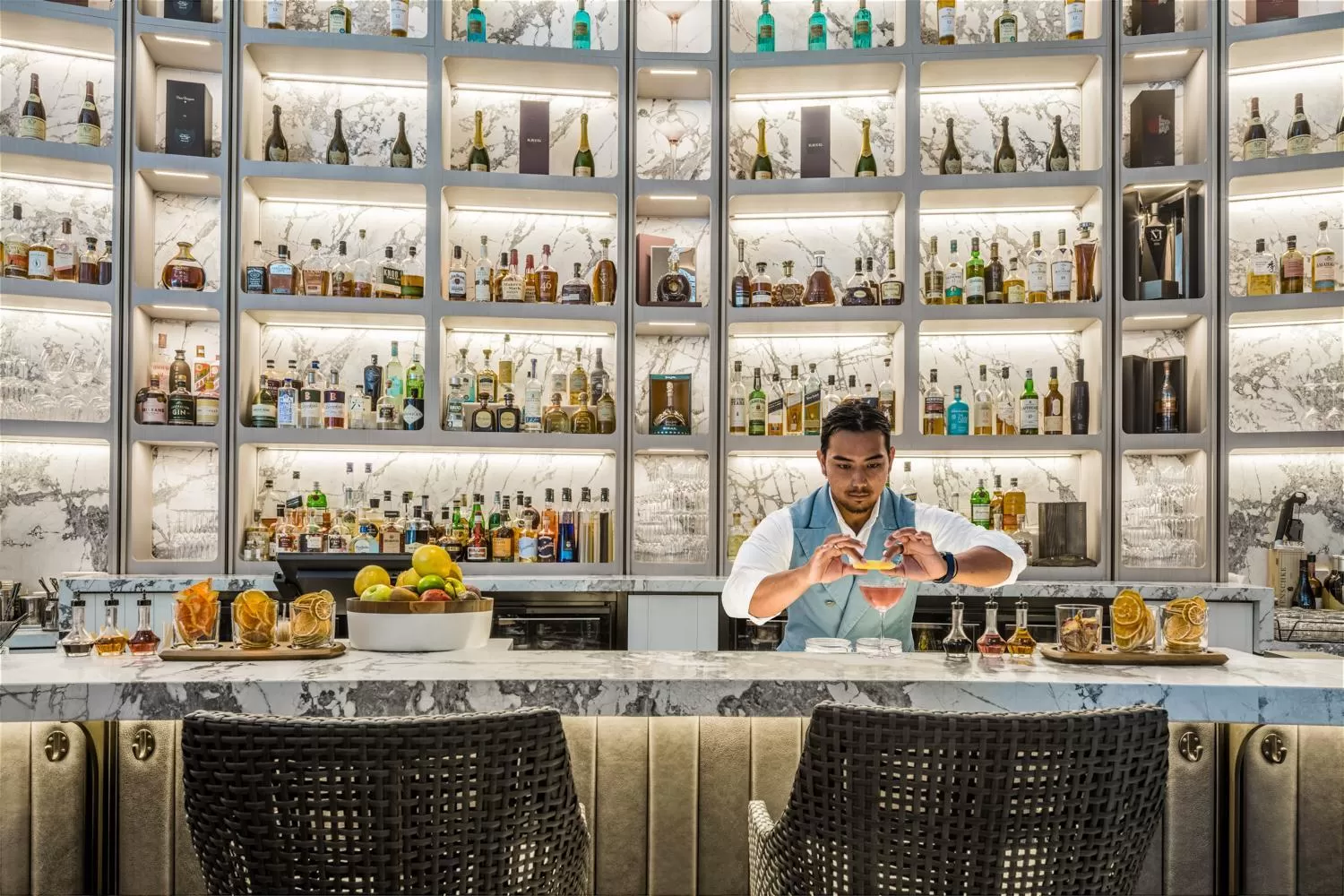 Lounge or bar in The Langham, Gold Coast and Jewel Residences