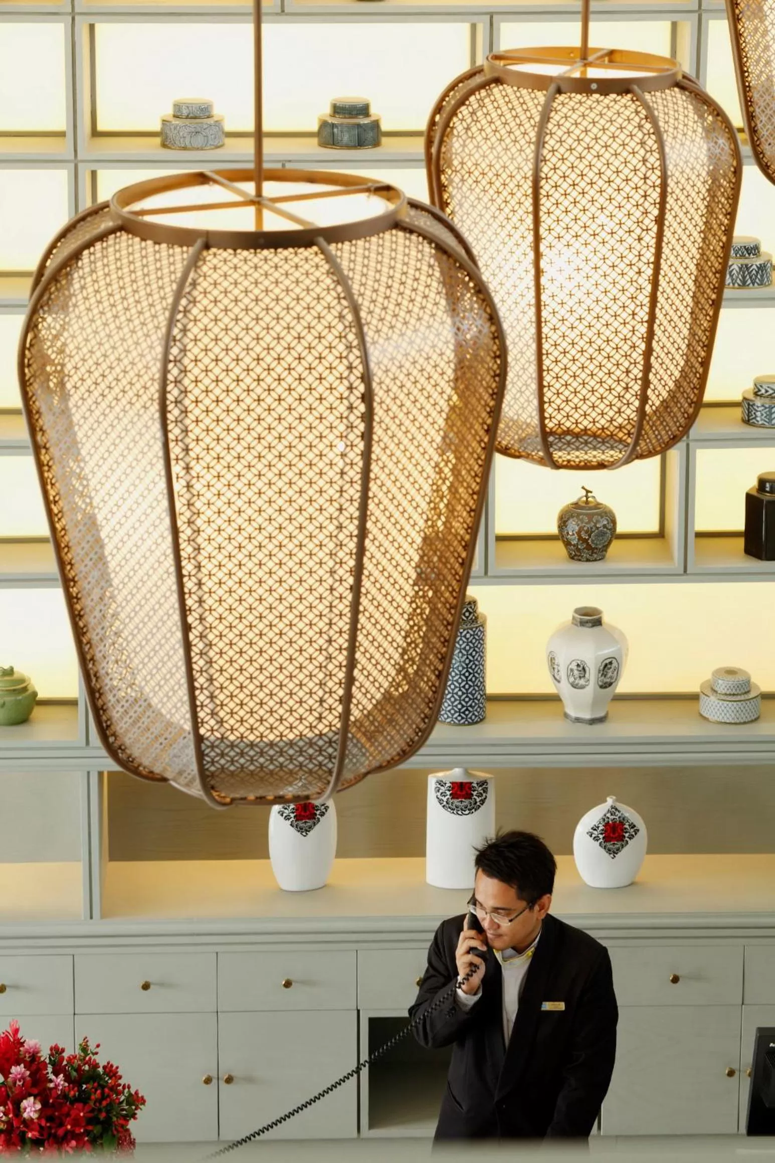 People in The Quarter Hualamphong by UHG