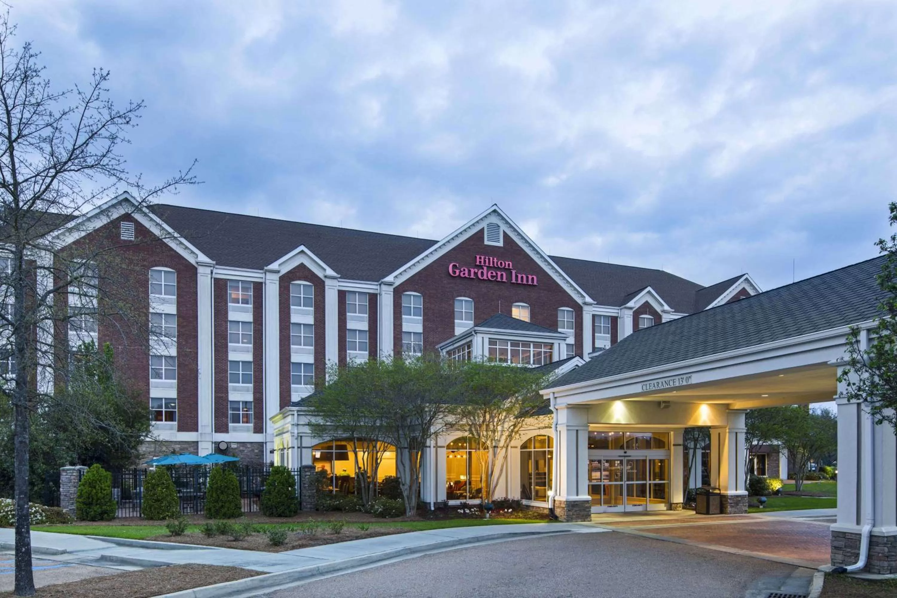 Property building in Hilton Garden Inn Jackson-Madison