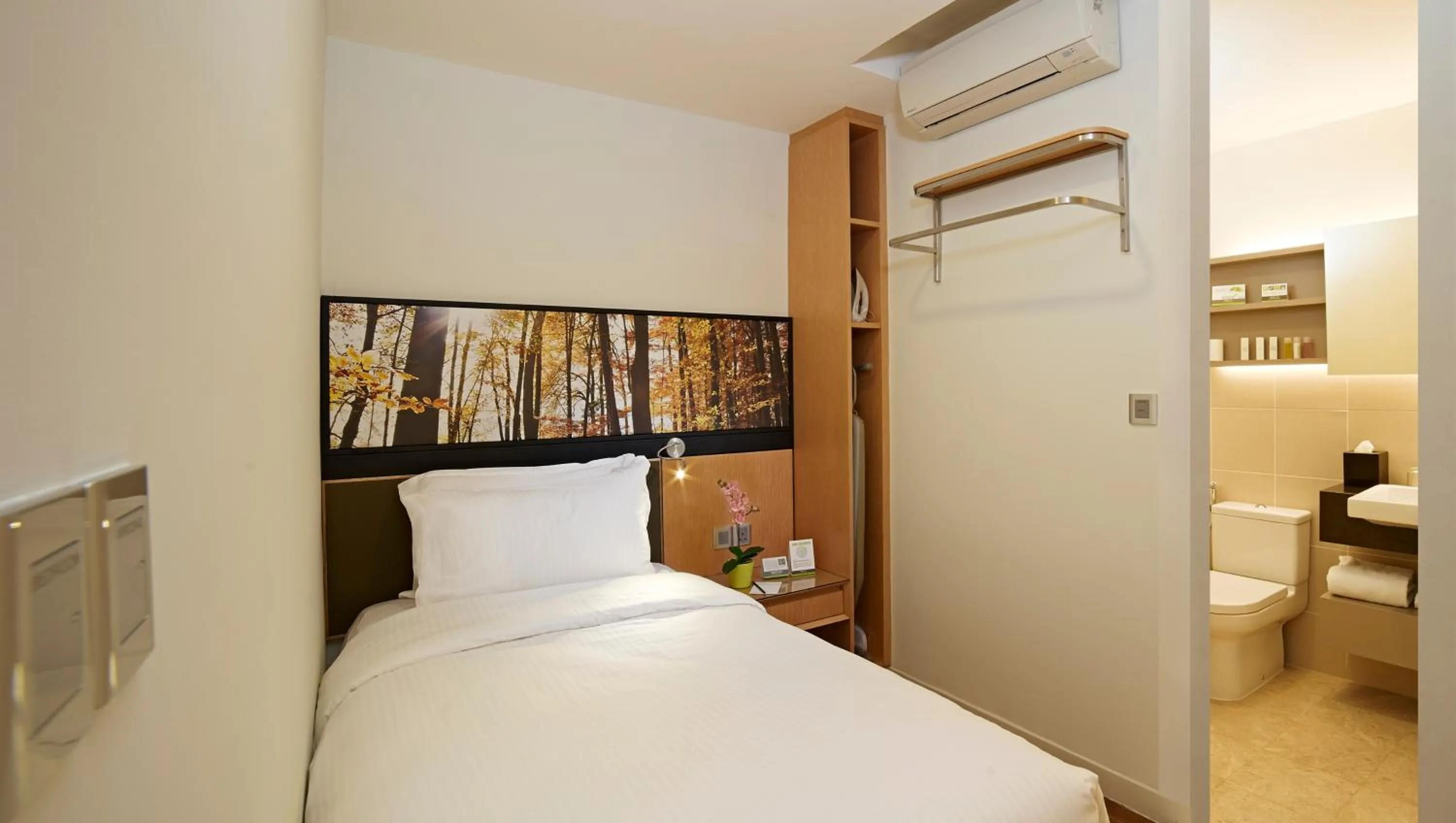 Bathroom, Bed in The Signature Hotel & Serviced Suites Kuala Lumpur