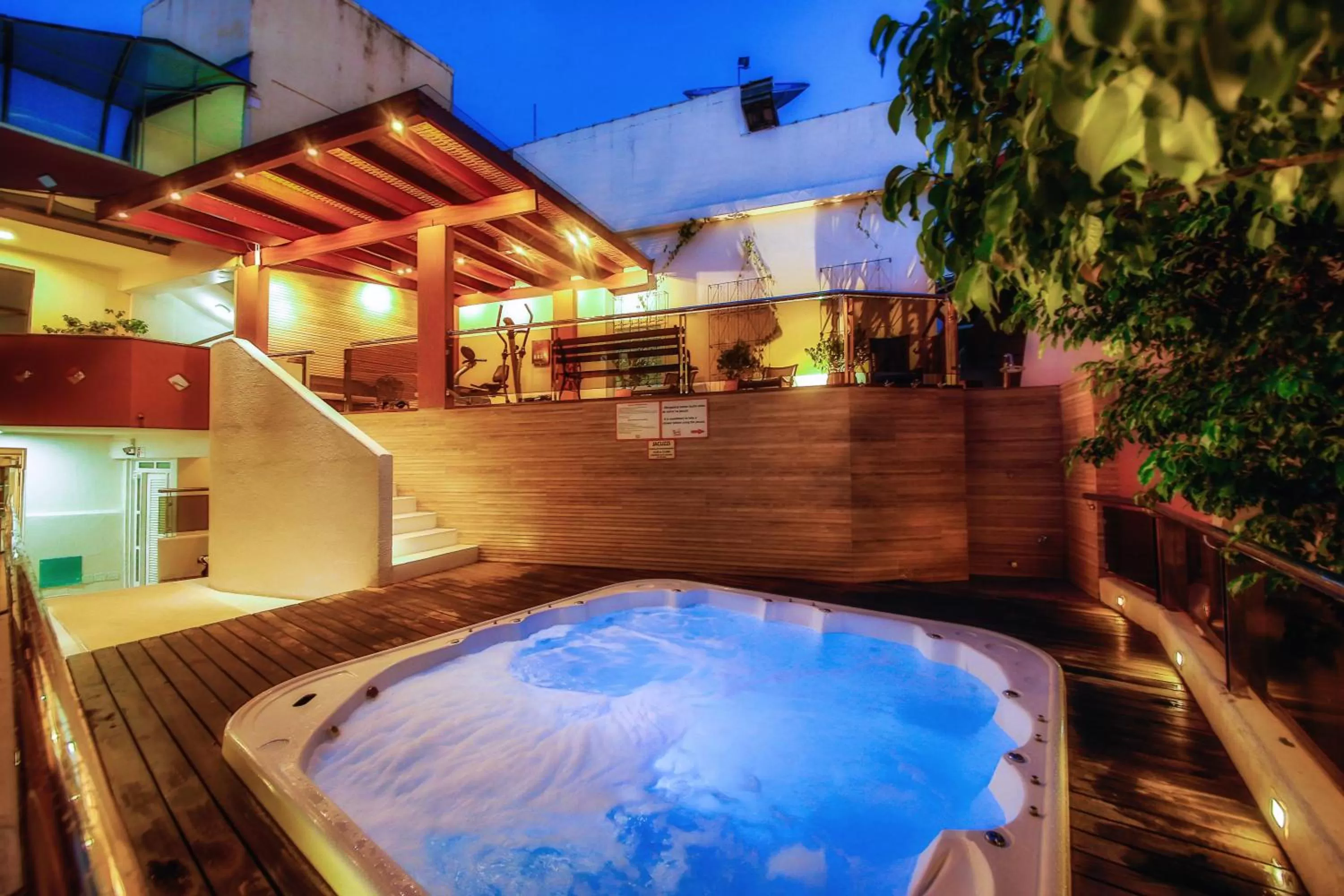 Hot Tub in Rede Andrade Terra Brasil