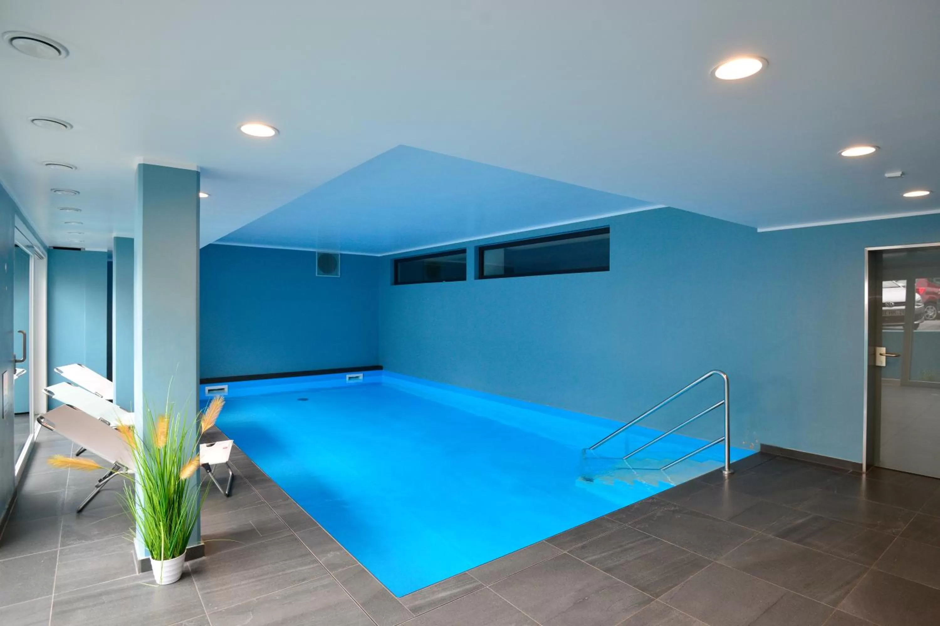 Swimming pool in Parkhotel Residenz