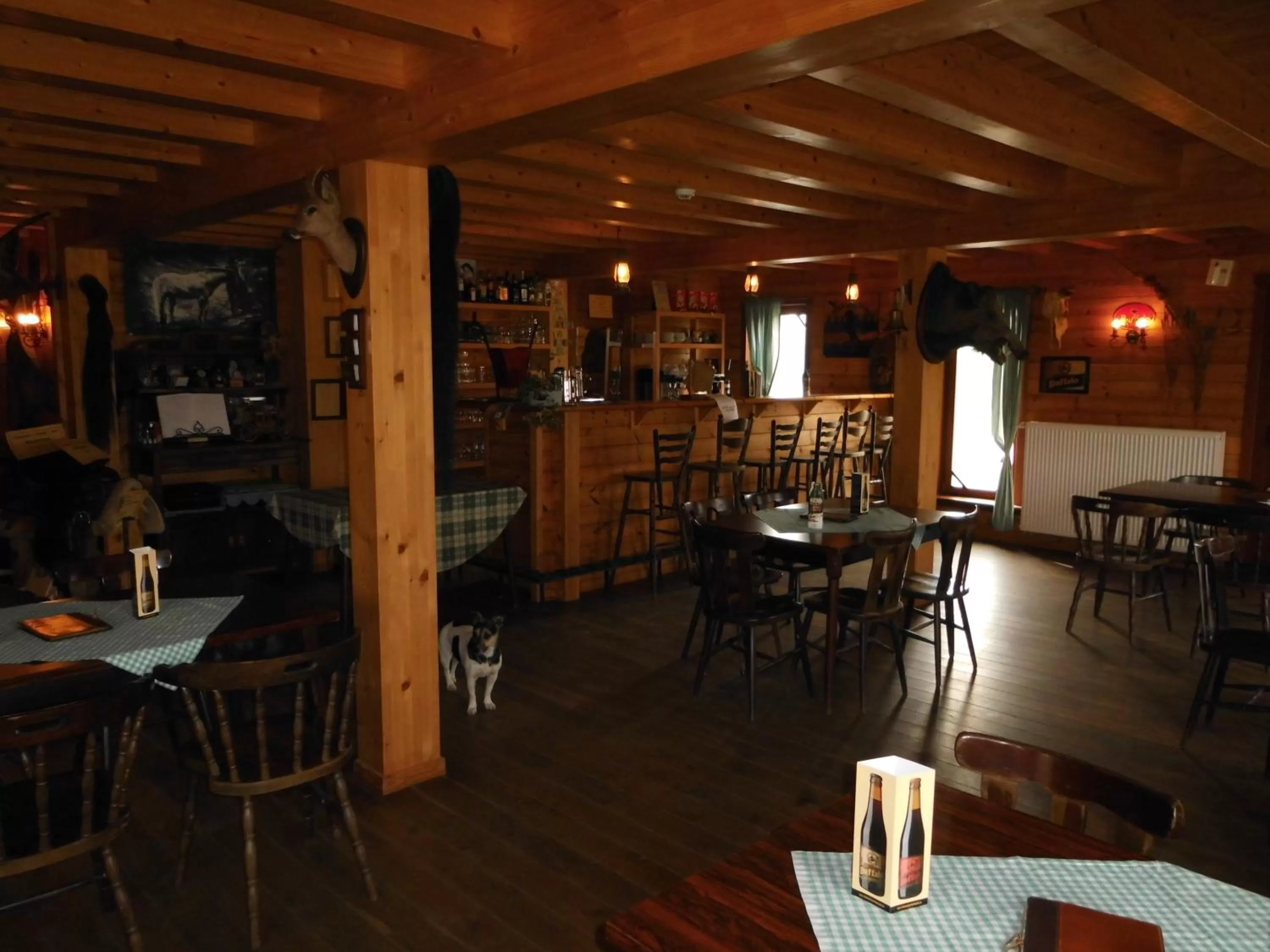 Lounge or bar, Restaurant/Places to Eat in B&B Willow Springs Way Station