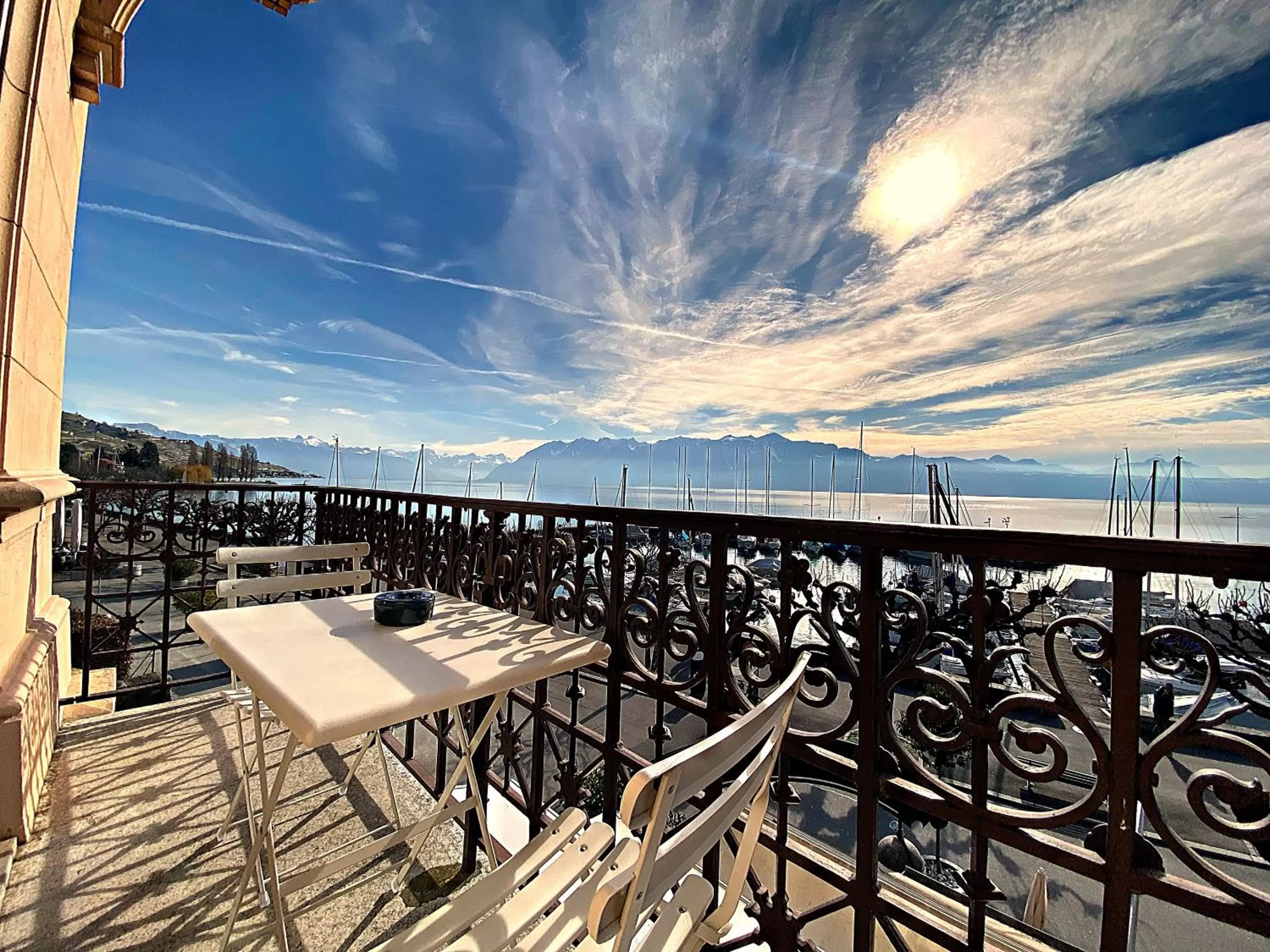 Lake view in Rivage Hotel Restaurant Lutry
