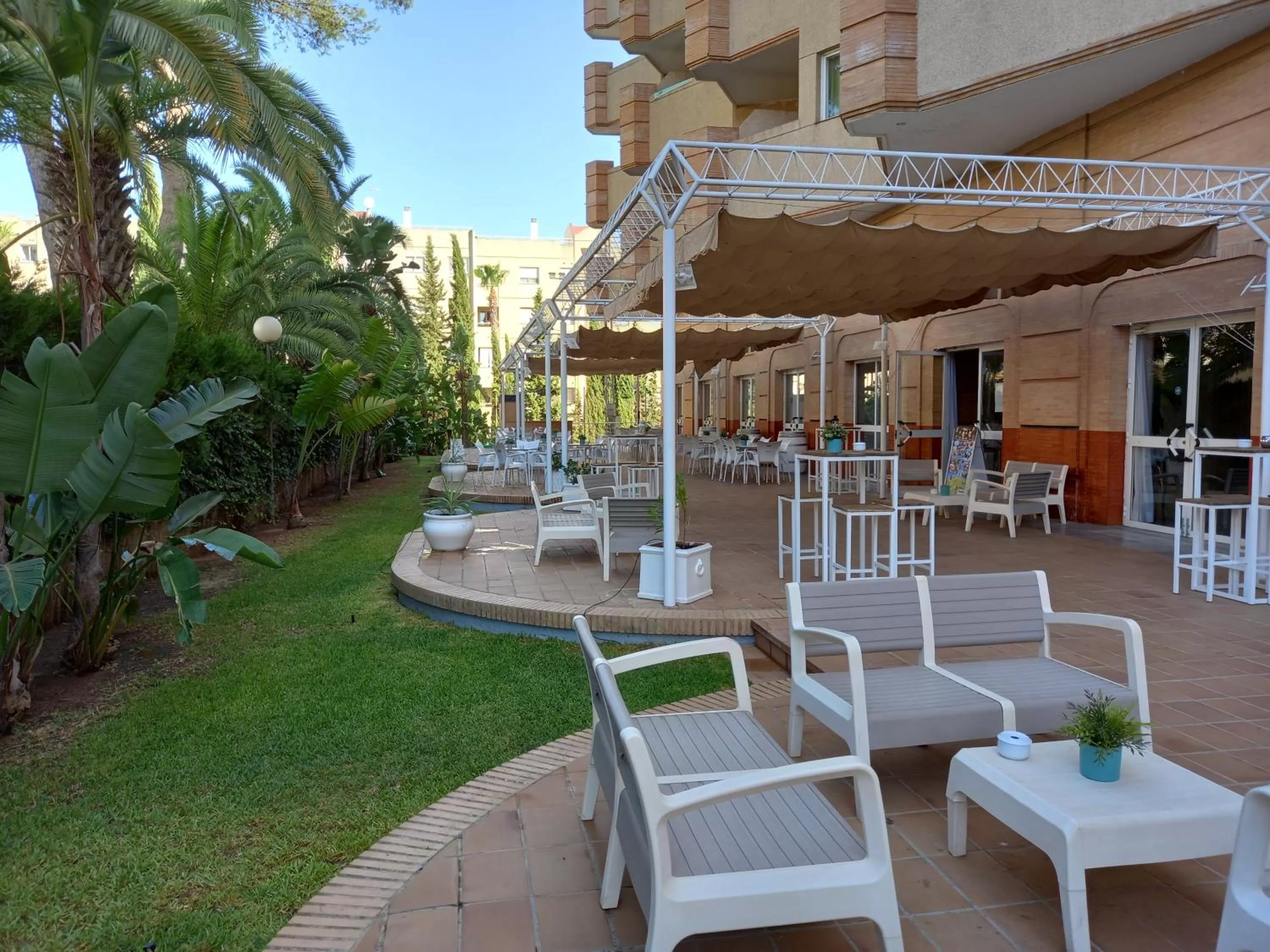 Swimming pool in Hotel TRH La Motilla