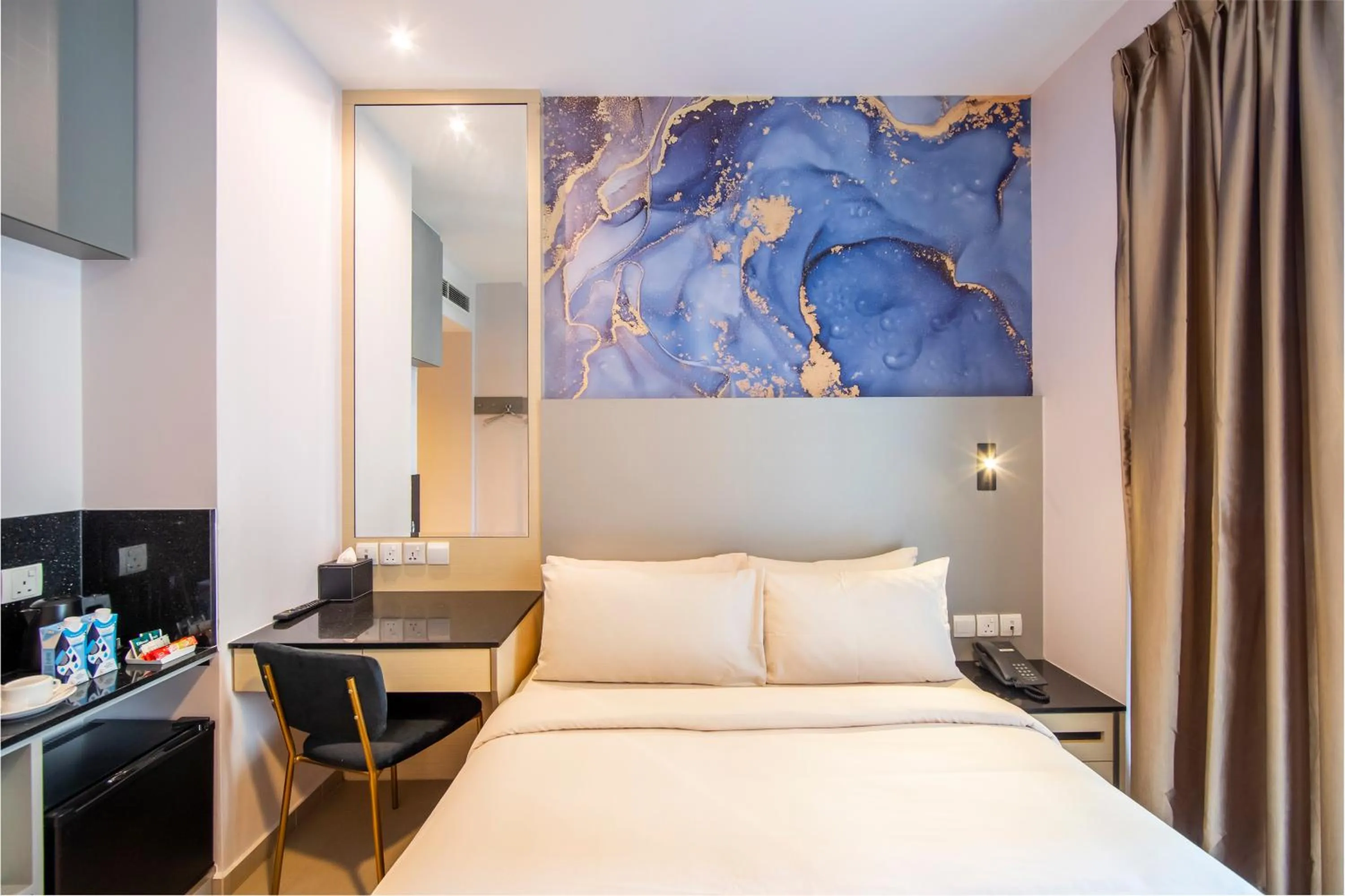 Bed in ibis Styles Singapore Albert