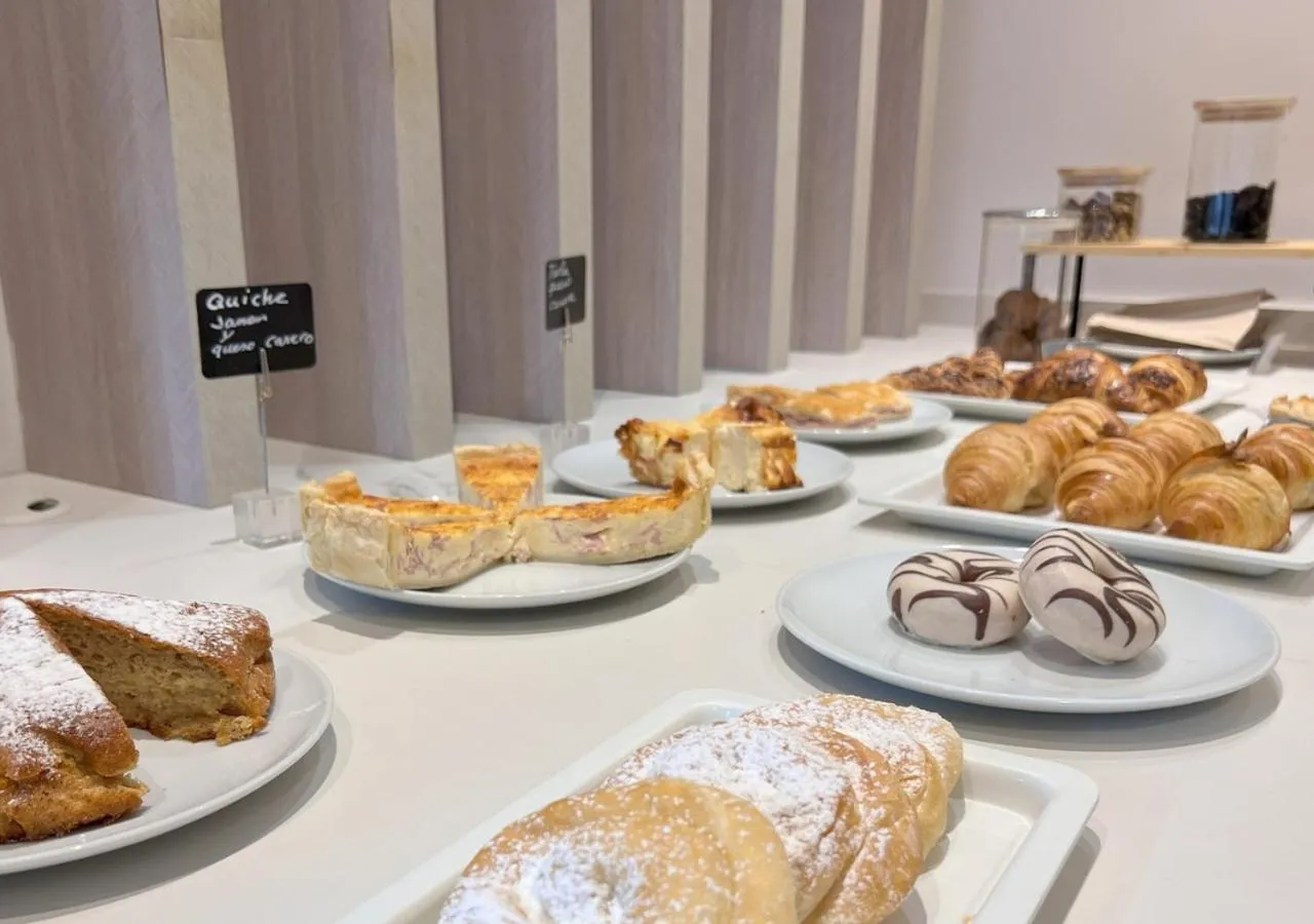 Breakfast in Alfons Hotel