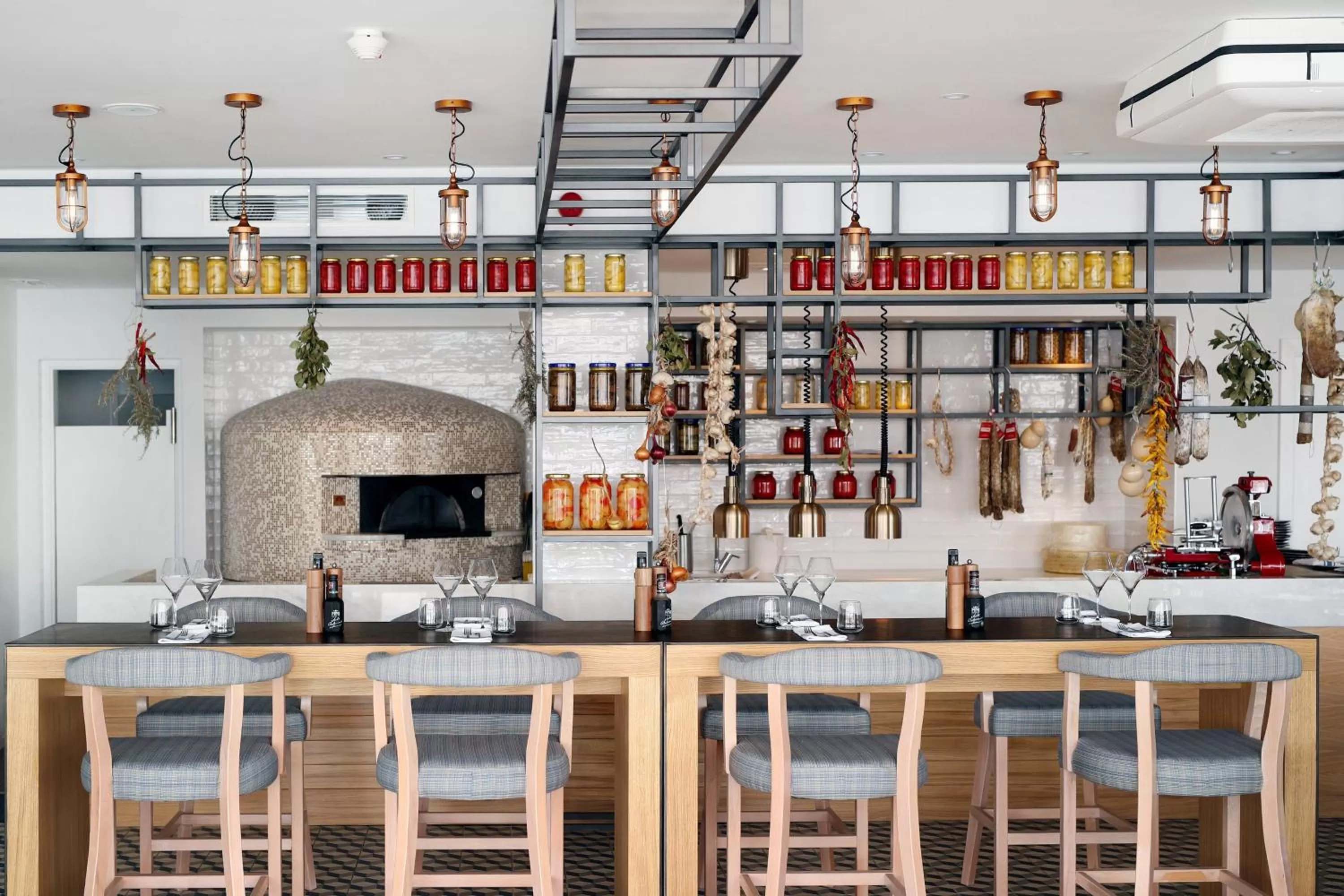 Kitchen or kitchenette in Le Meridien Lav Split