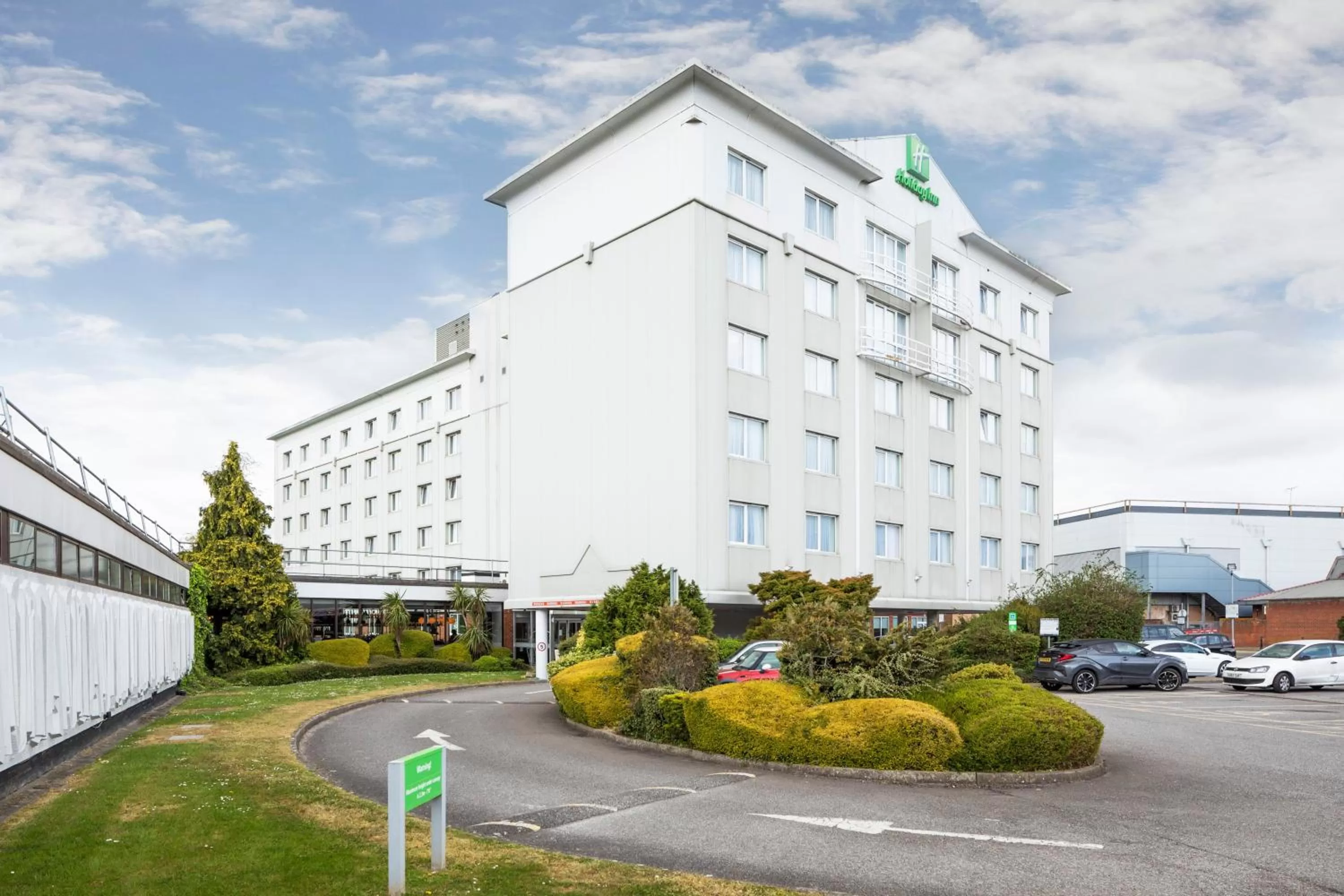 Property building in Holiday Inn Basildon by IHG