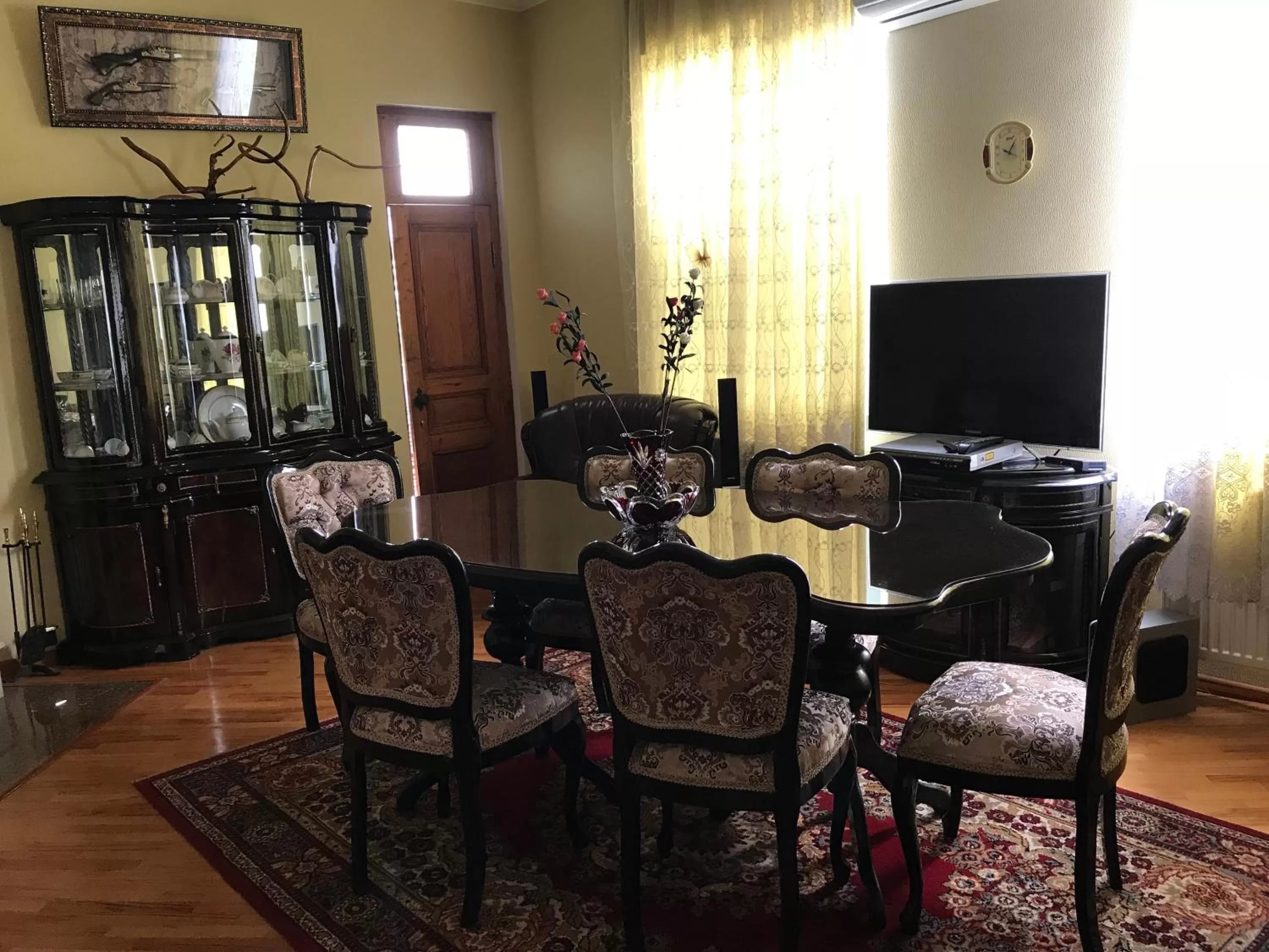 Living room in Nika's Guest House