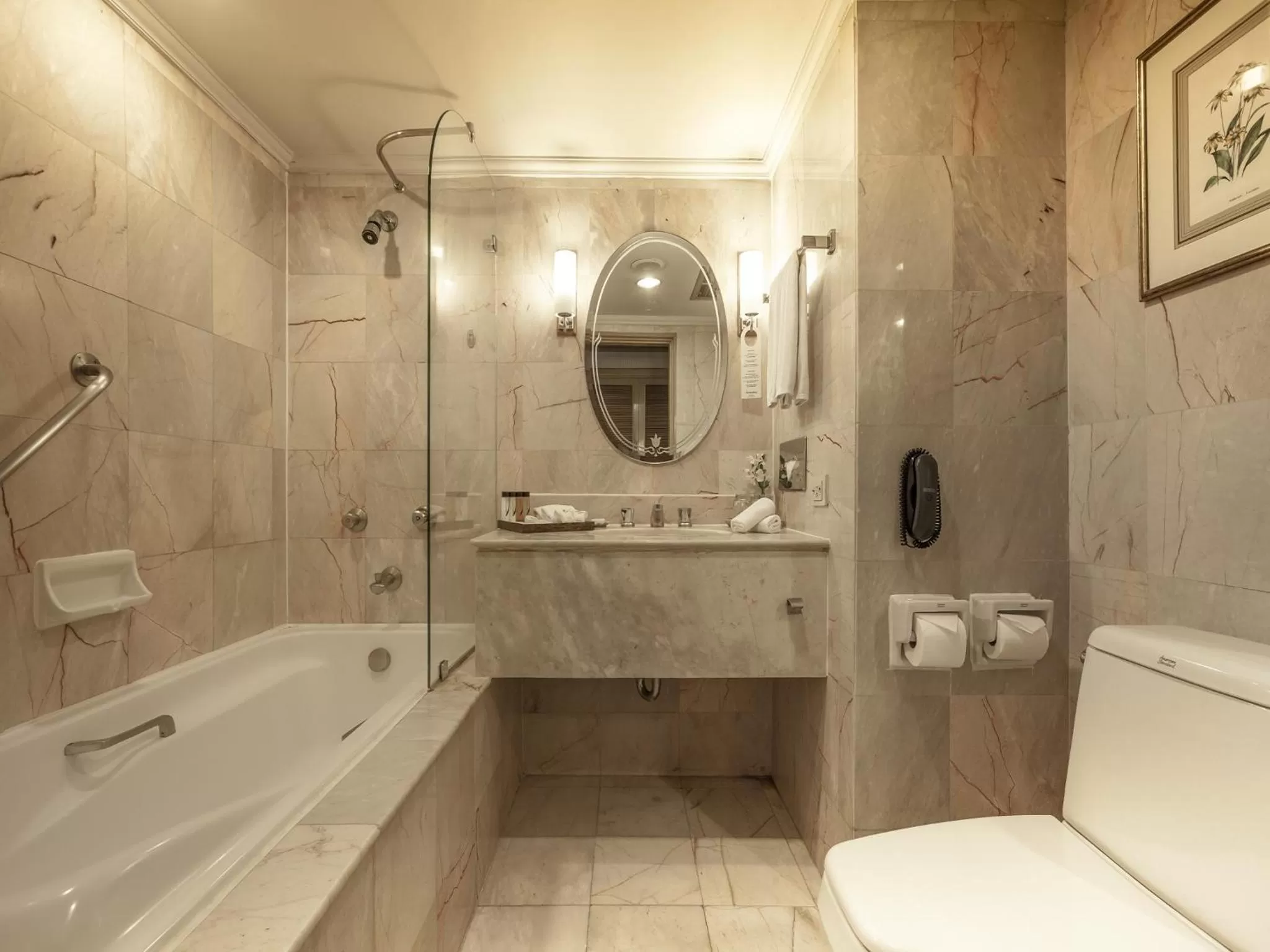 Bathroom in Arnoma Hotel Bangkok