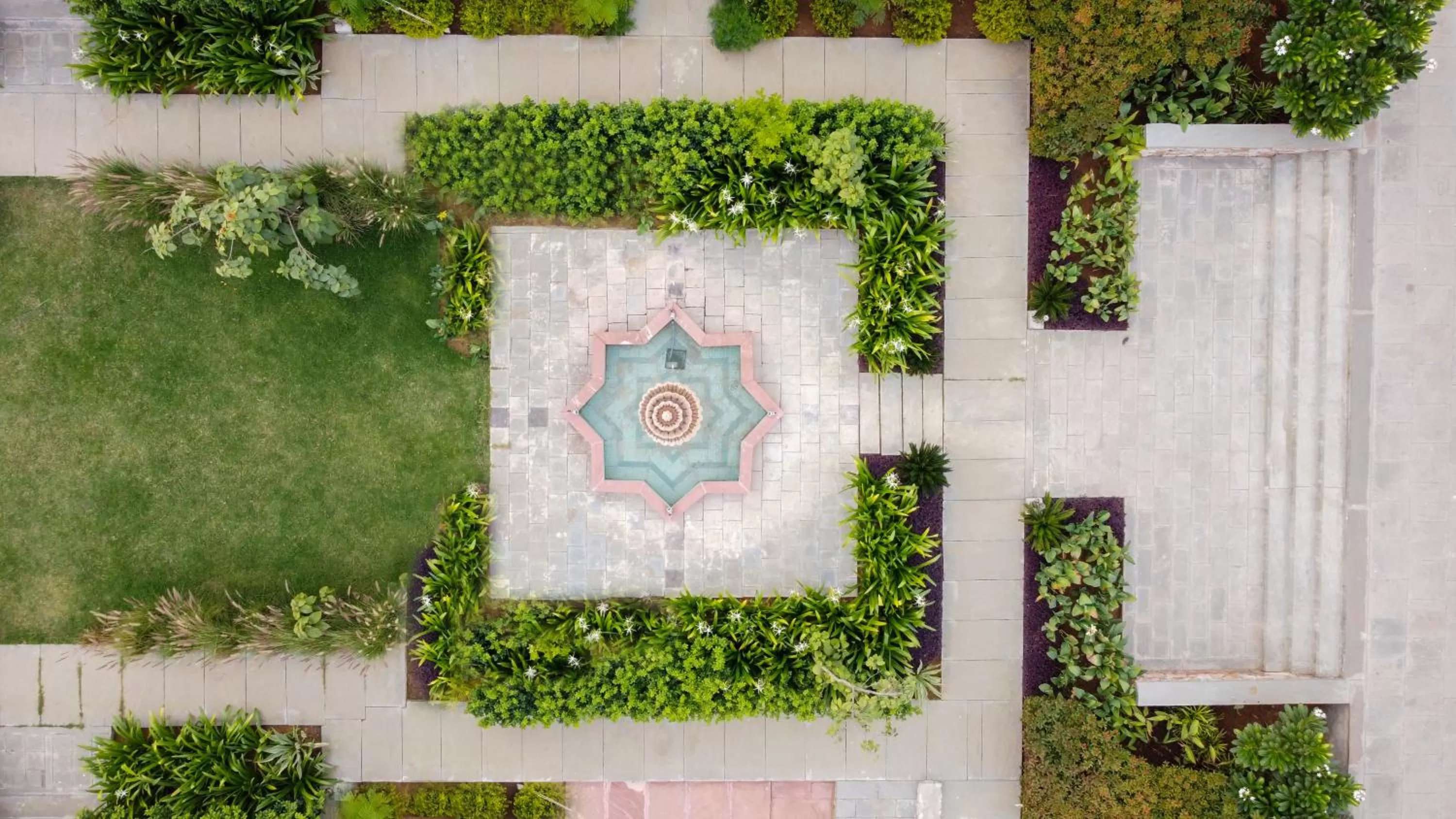 Garden view in Madho Bagh