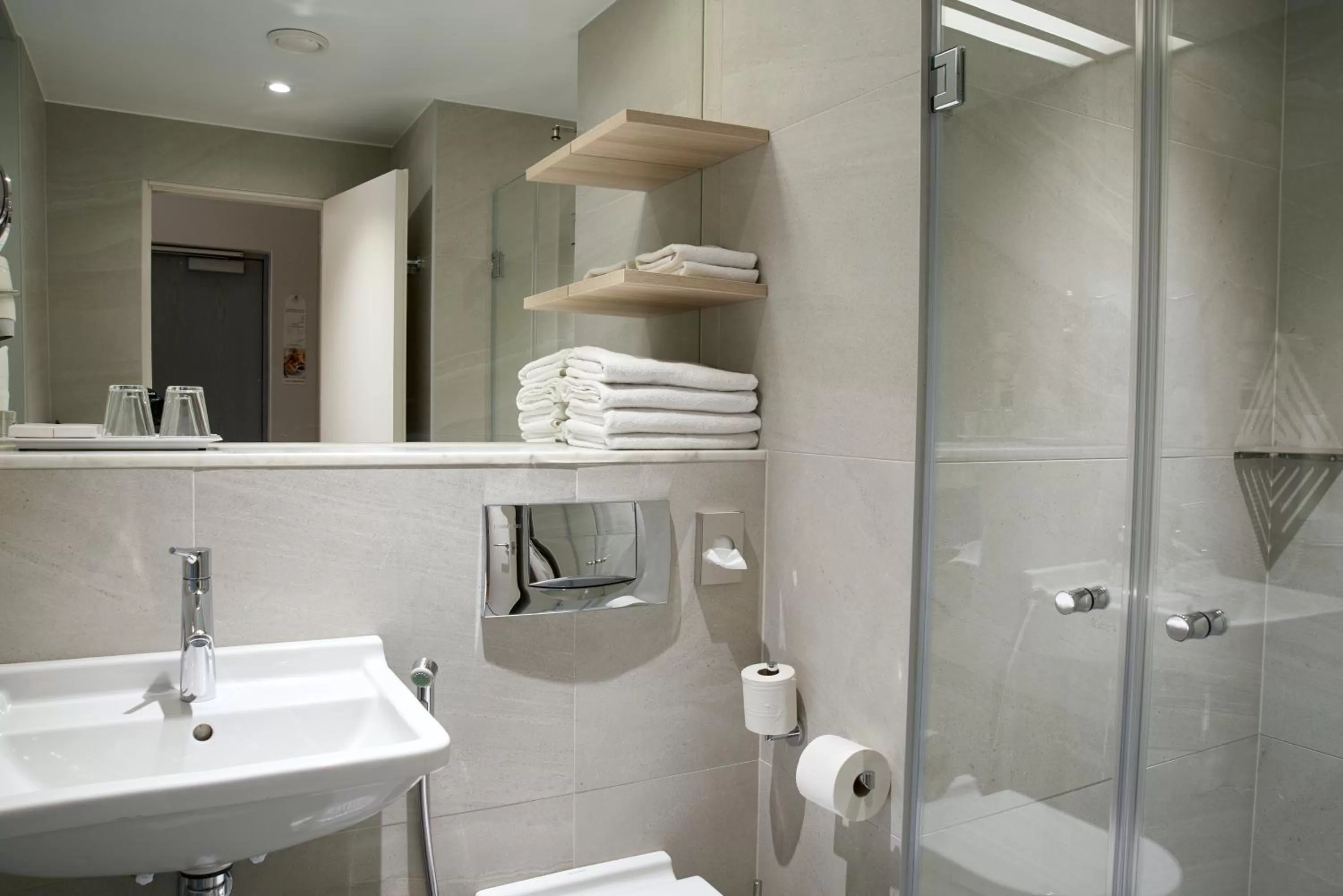 Shower in Tallink Spa & Conference Hotel