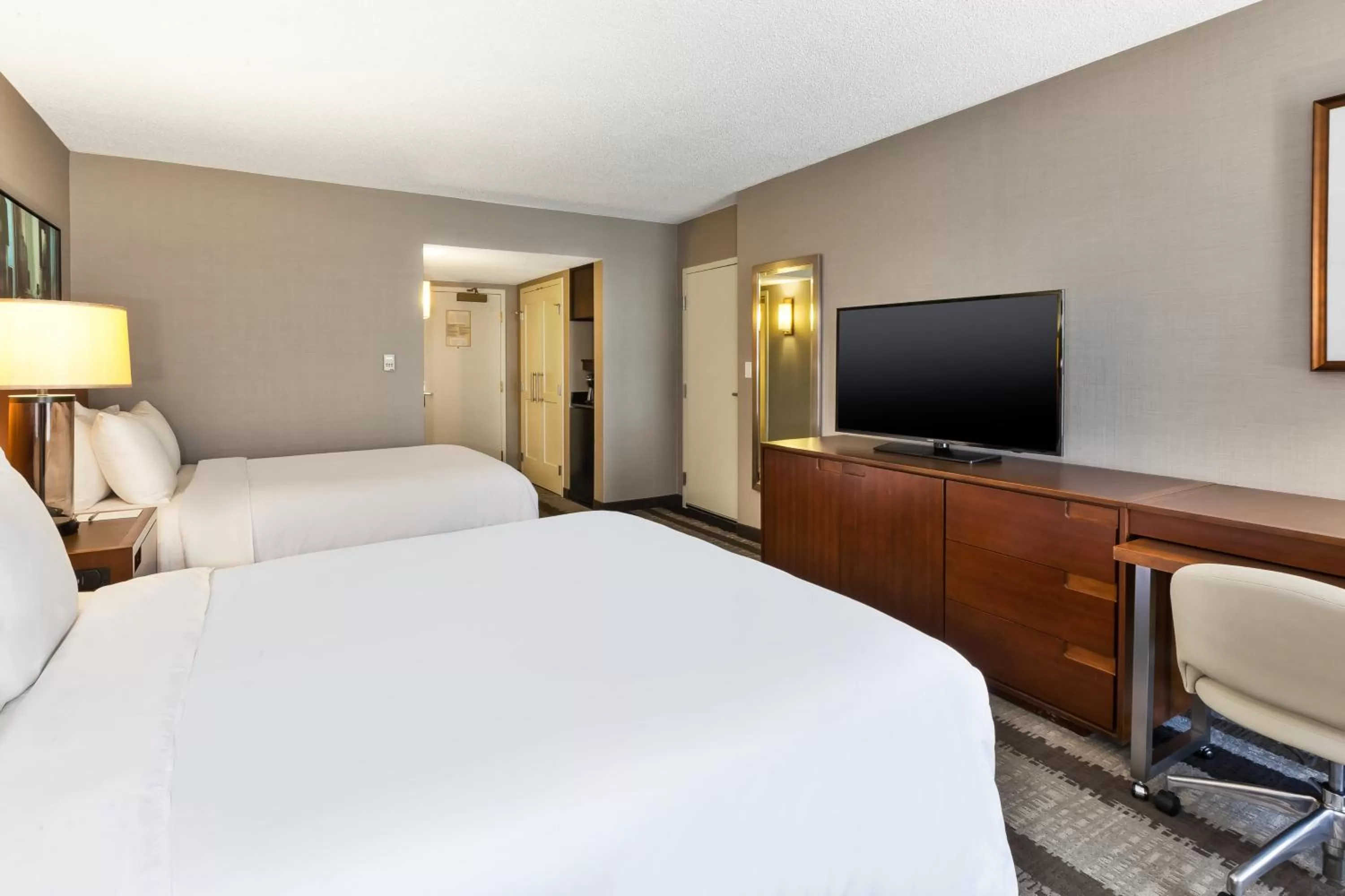 Photo of the whole room, Bed in Crowne Plaza Dulles Airport by IHG