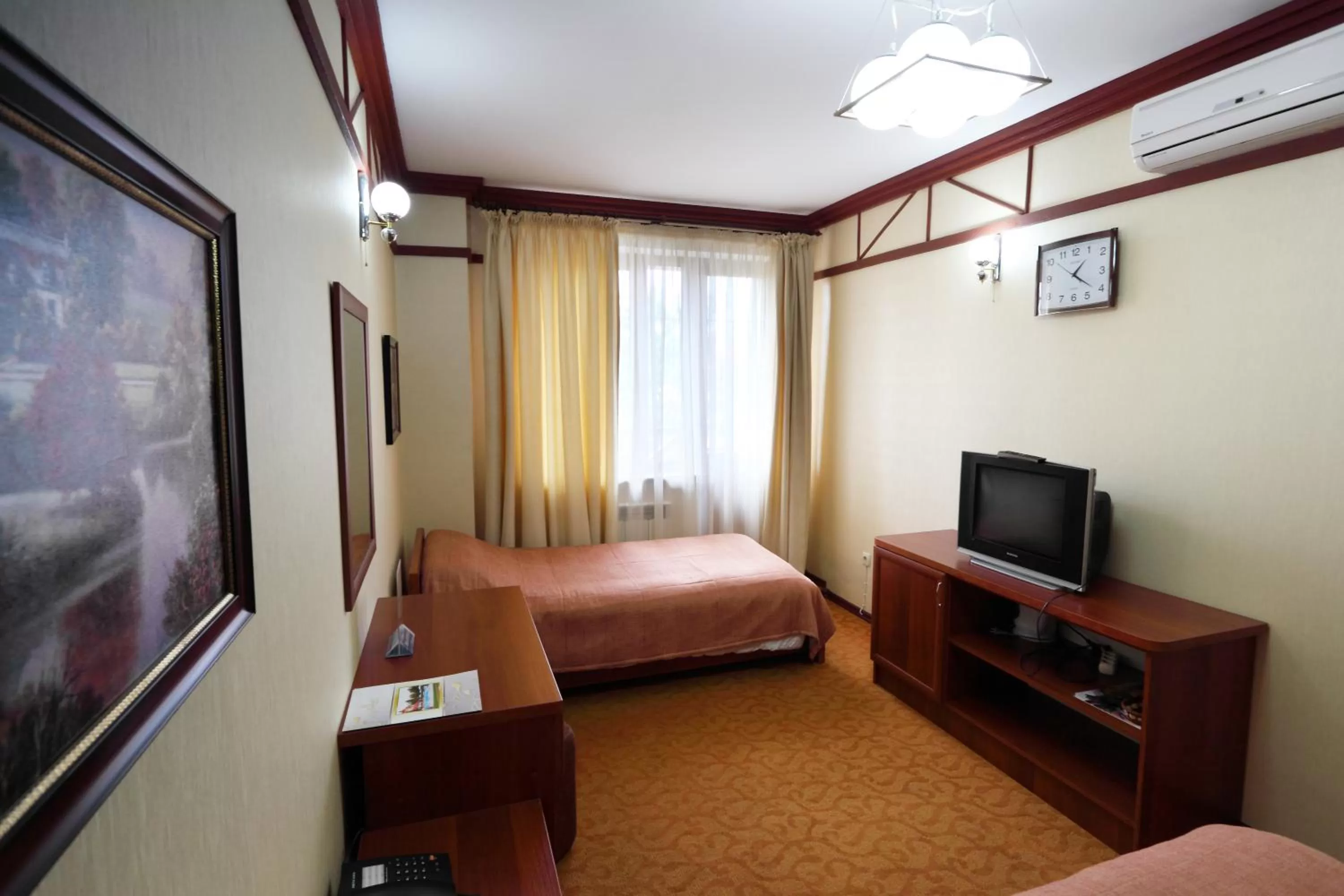 TV and multimedia, Bed in Alpen Ville