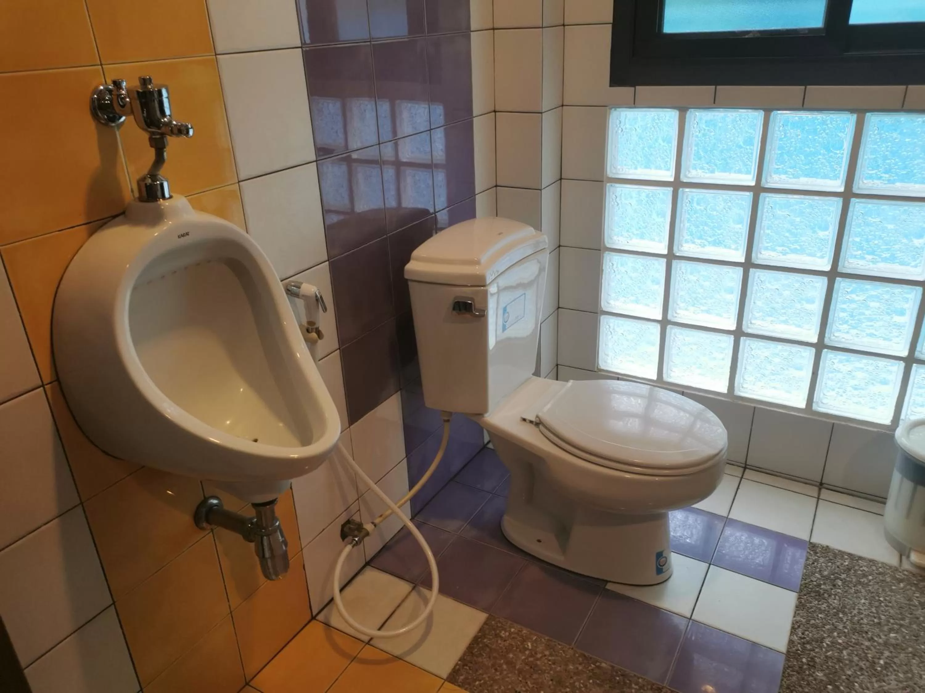 Toilet in Top Resort