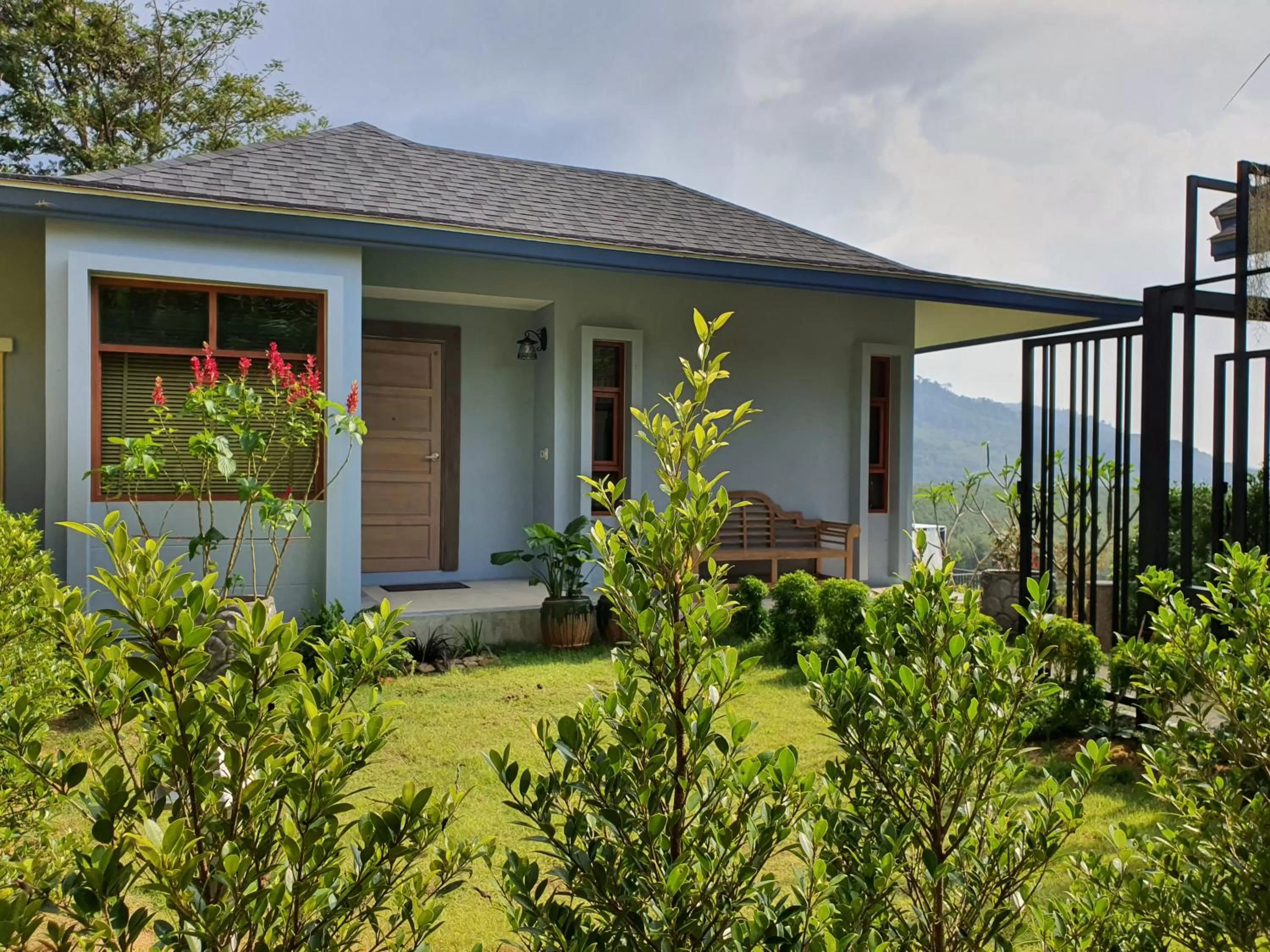 Khaolak Blue Sky Villa