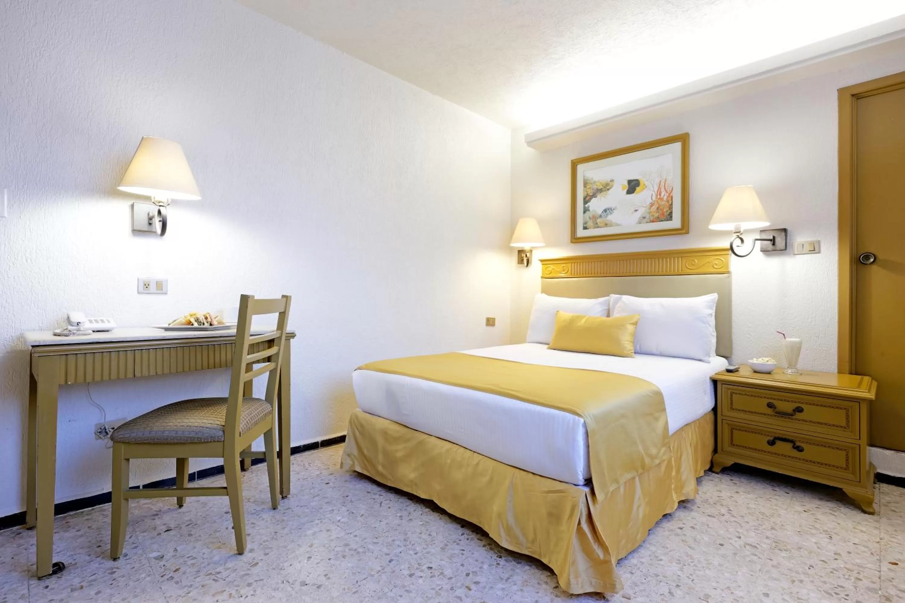 Decorative detail, Bed in Hotel Olmeca Plaza