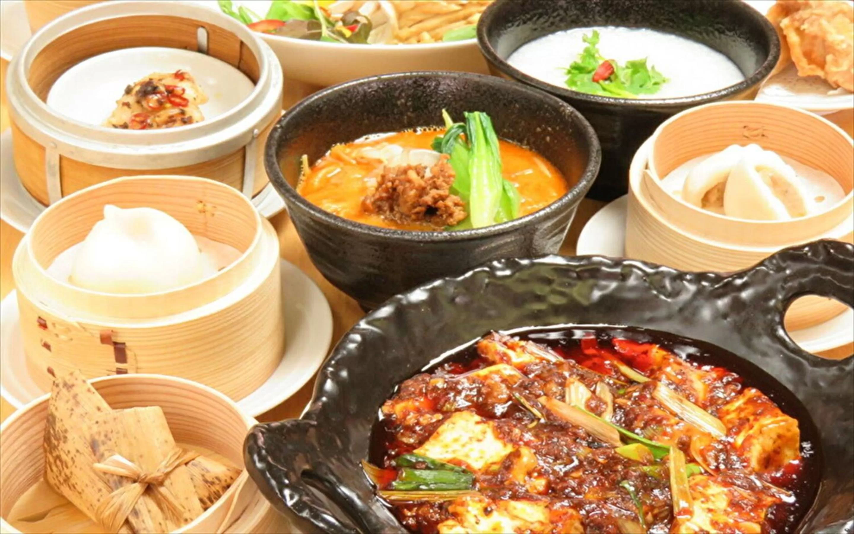 Food in Hotel Sun White