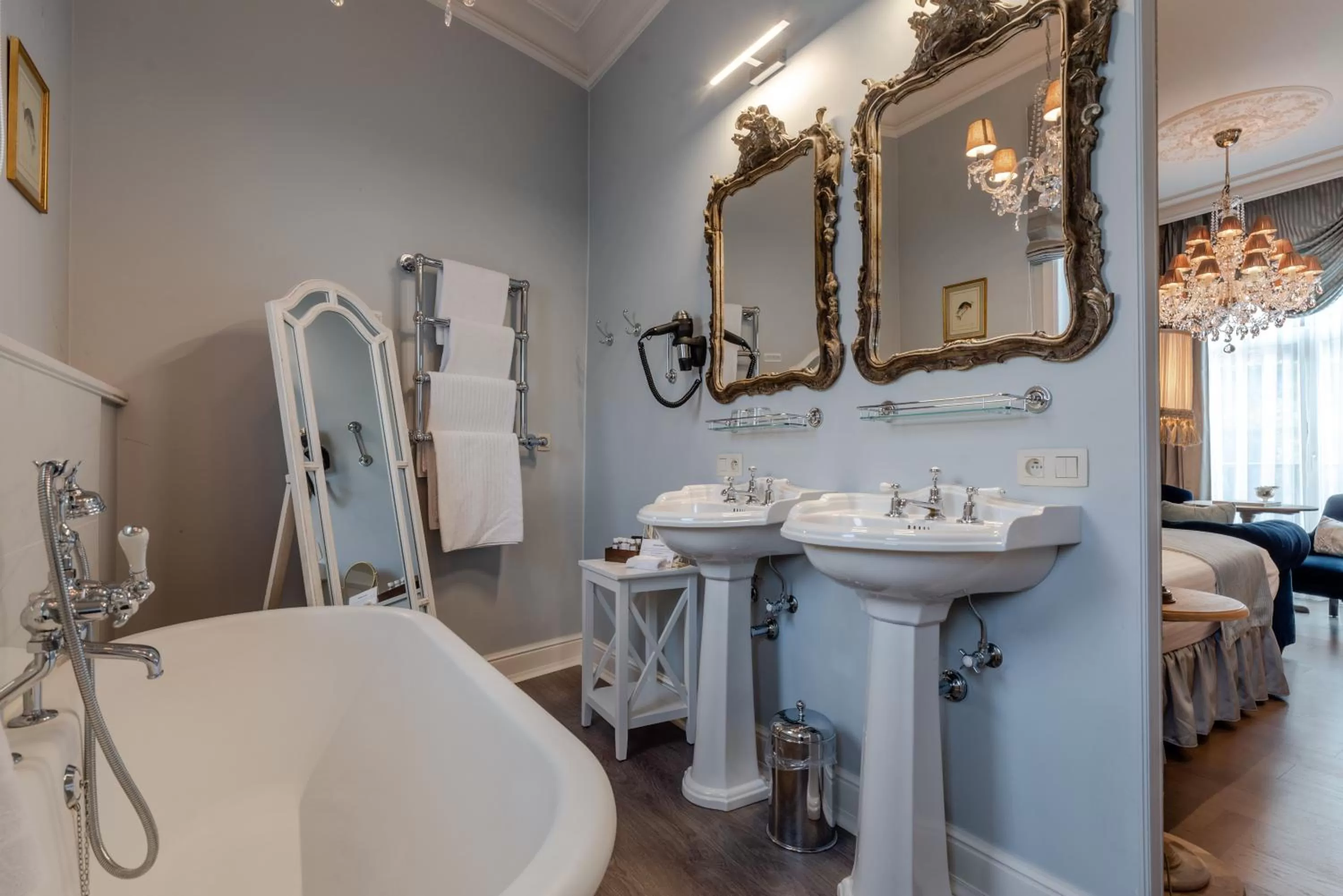 Bathroom in Boutique Hotel De Castillion